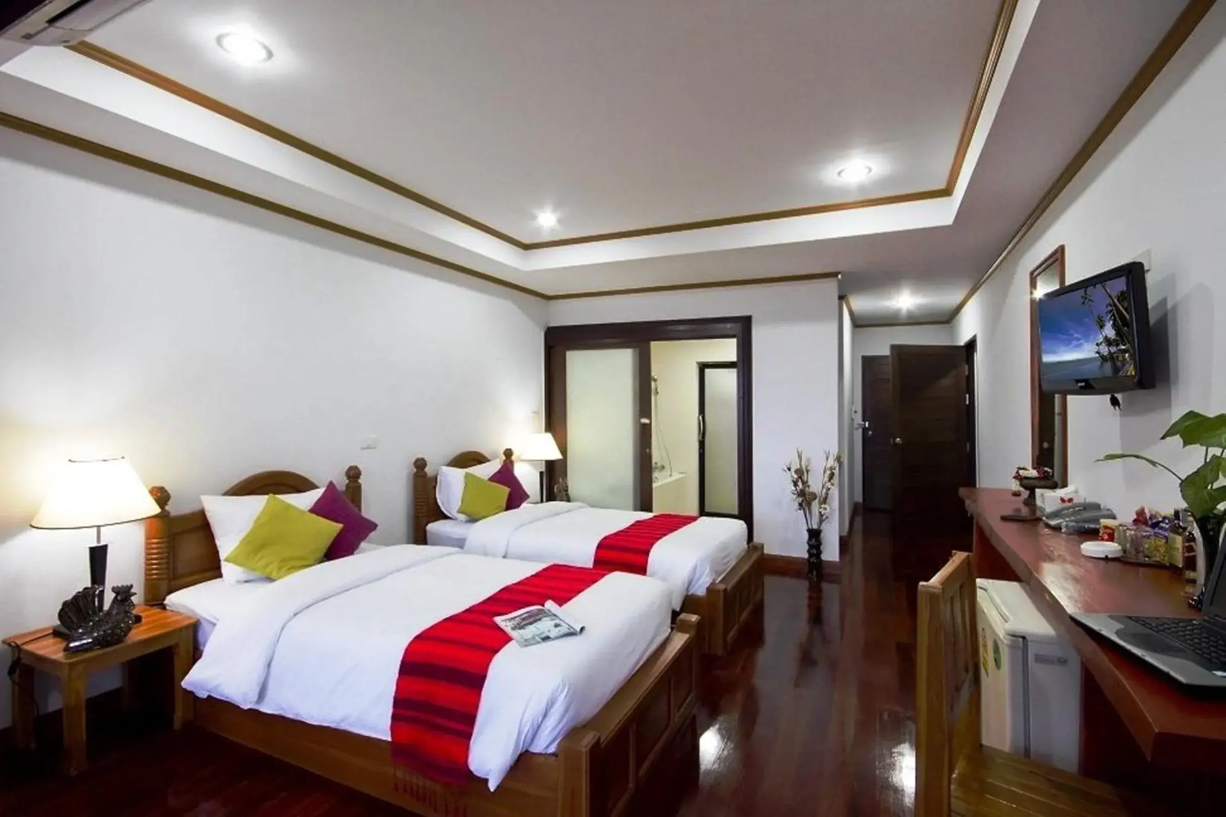 Photo of the whole room, Bed in Lipa Bay Resort Photo of the whole room, Bed in Lipa Bay Resort