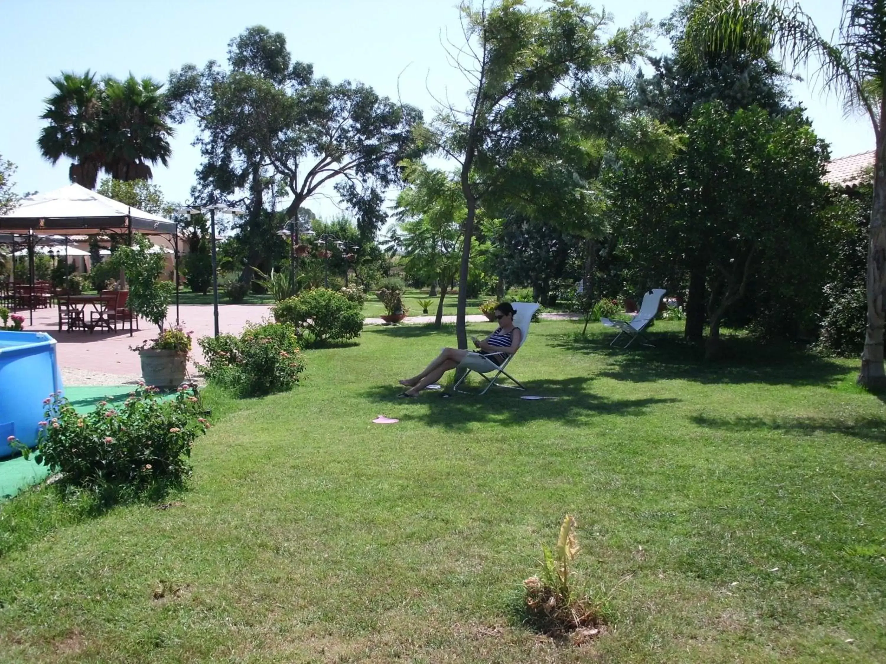 Day, Garden in Villa Cristina