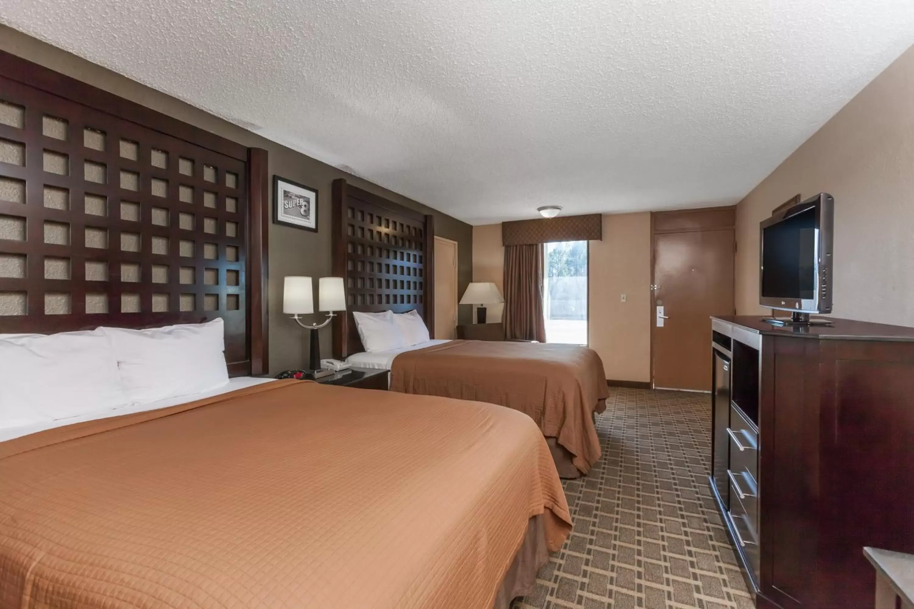 Queen Room with Two Queen Beds-Smoking in Super 8 by Wyndham Atoka