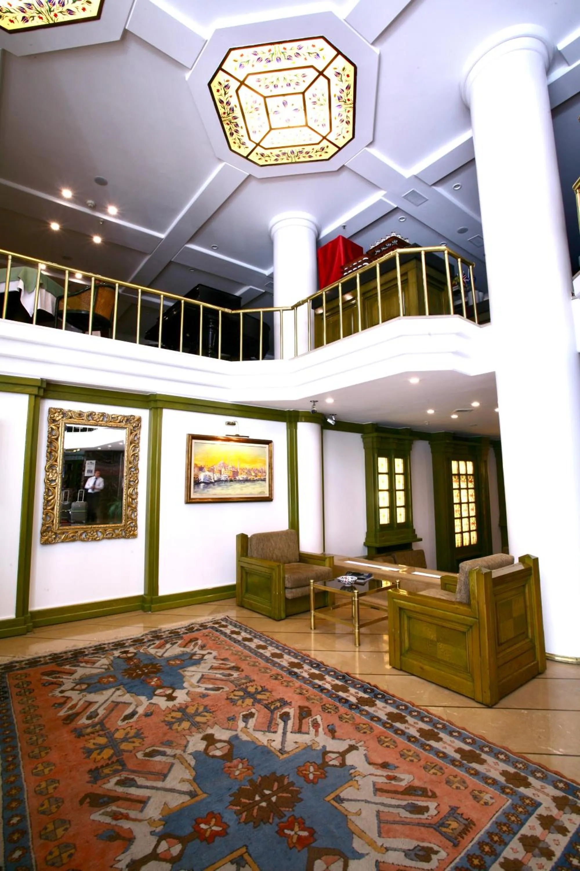 Lobby or reception in Istanbul Royal Hotel