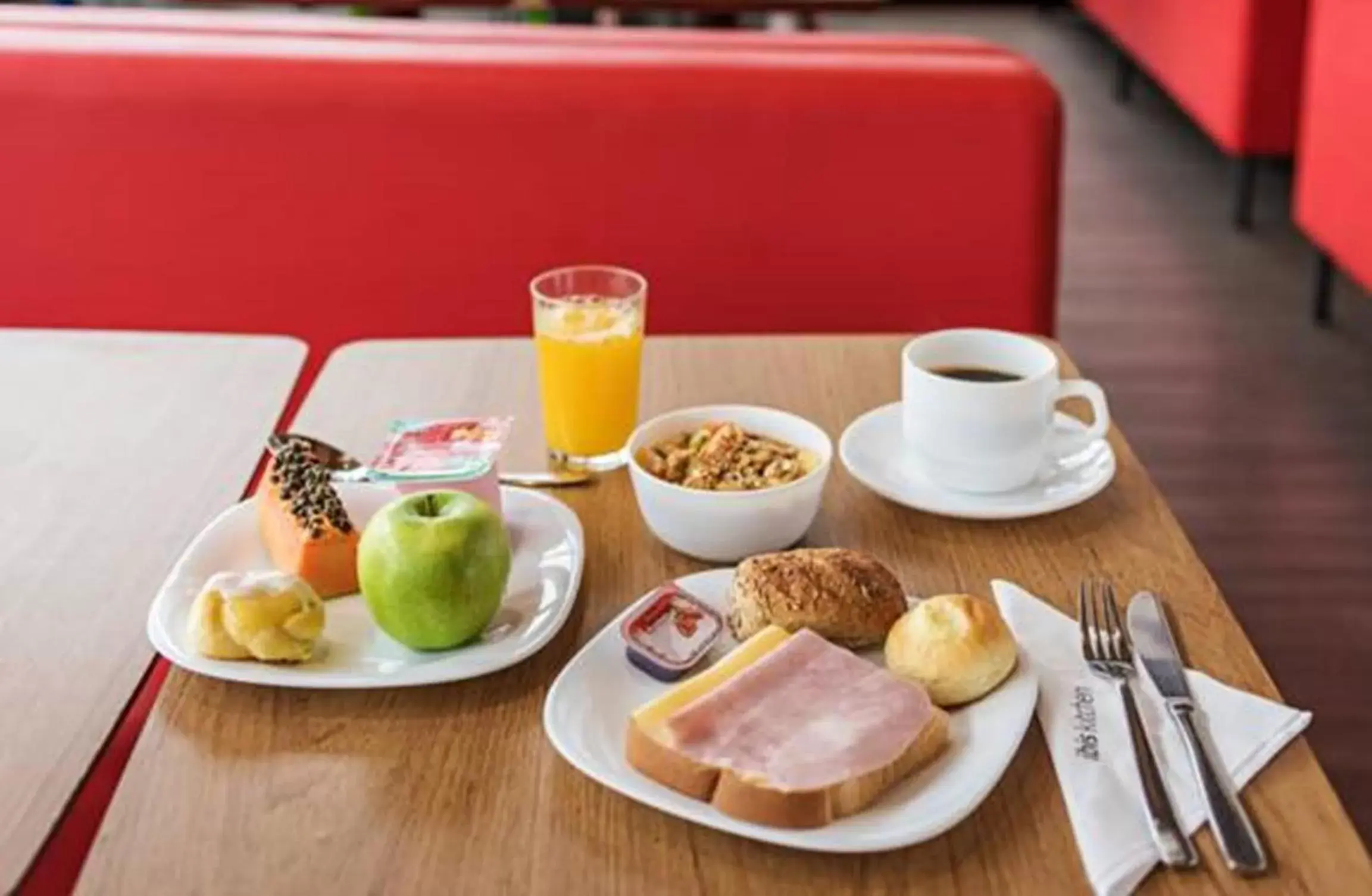 Buffet breakfast, Breakfast in ibis Tambore