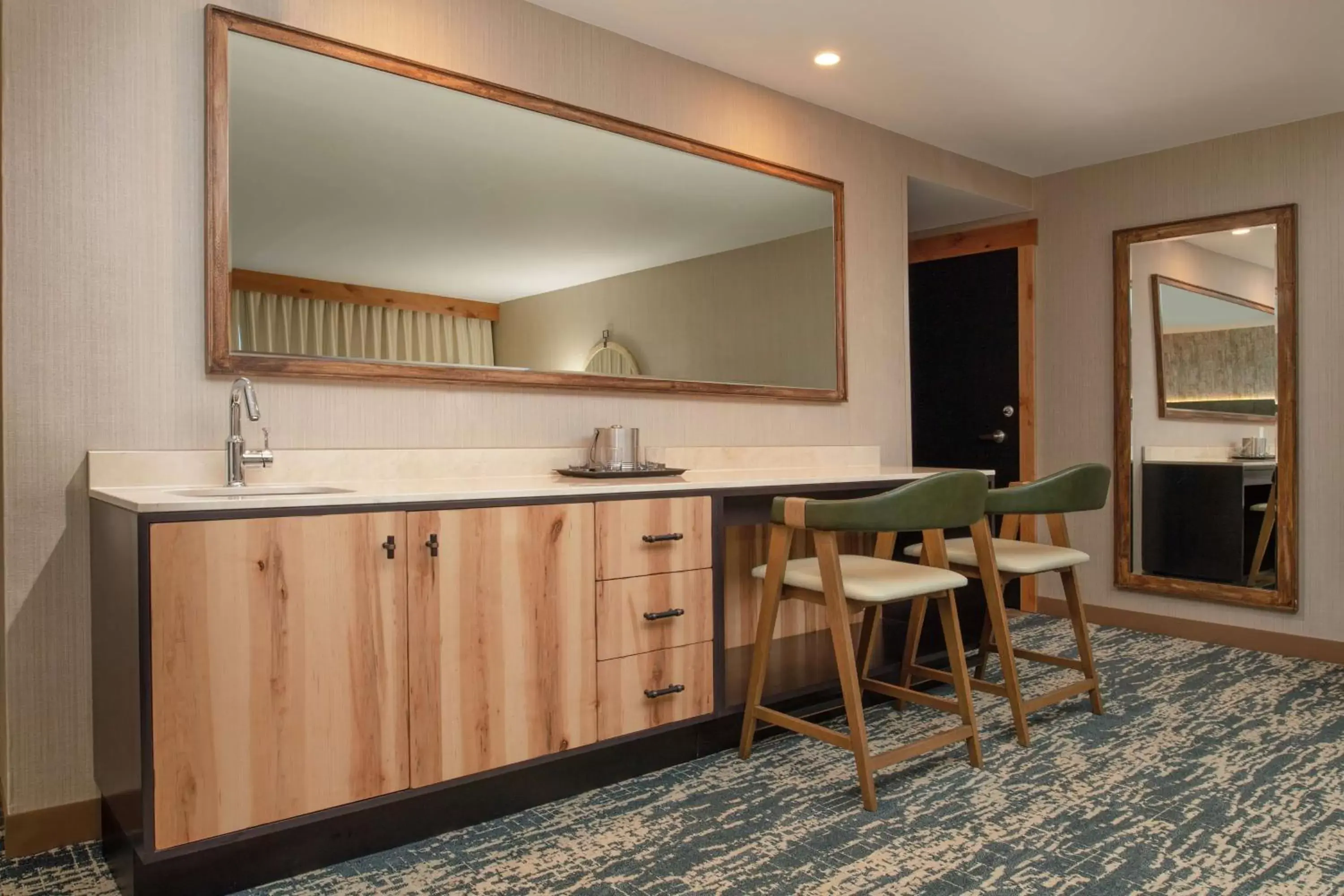 Other, Kitchen/Kitchenette in DoubleTree by Hilton Missoula Edgewater