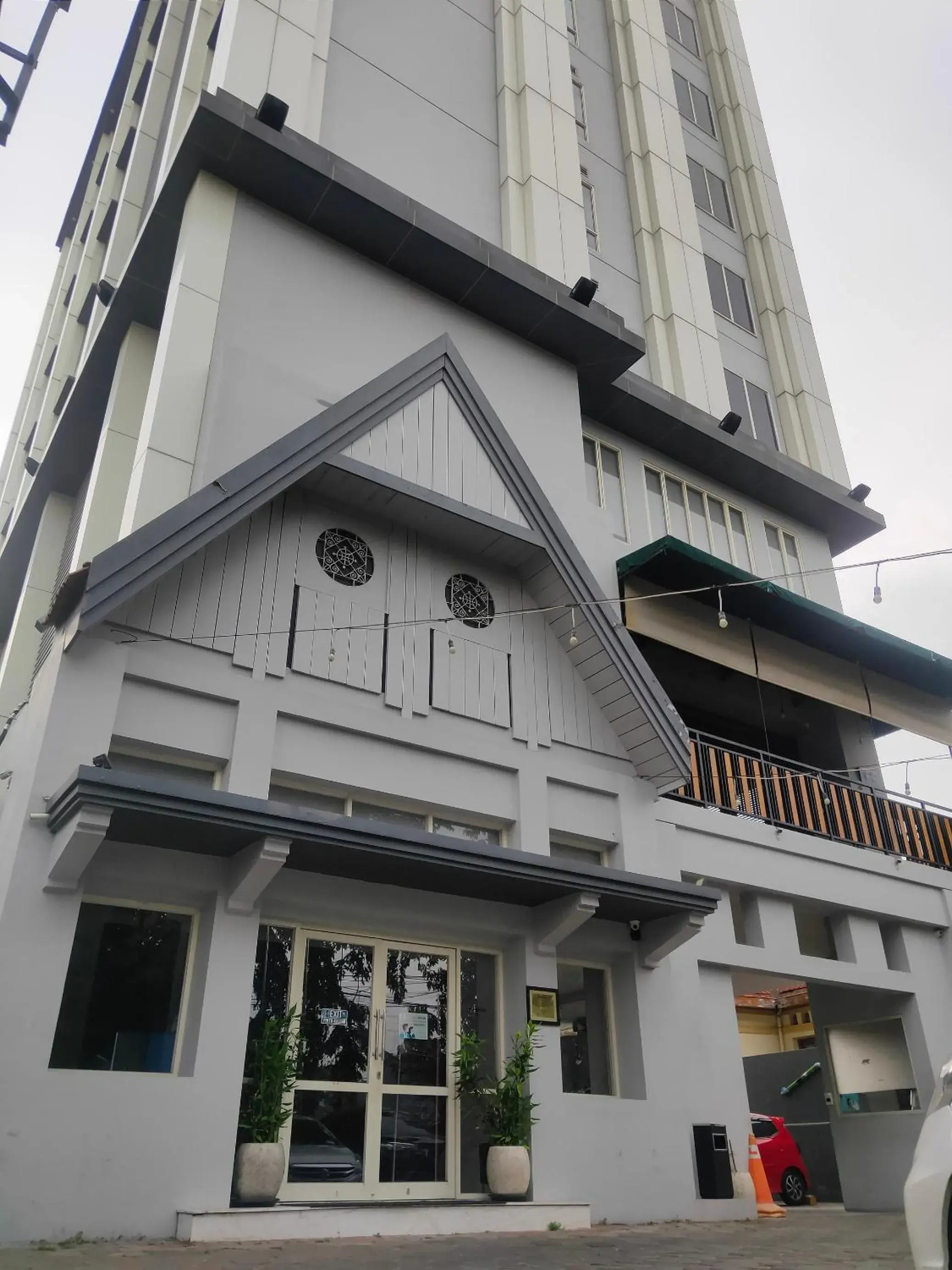 Property Building in BATIQA Hotel Darmo - Surabaya