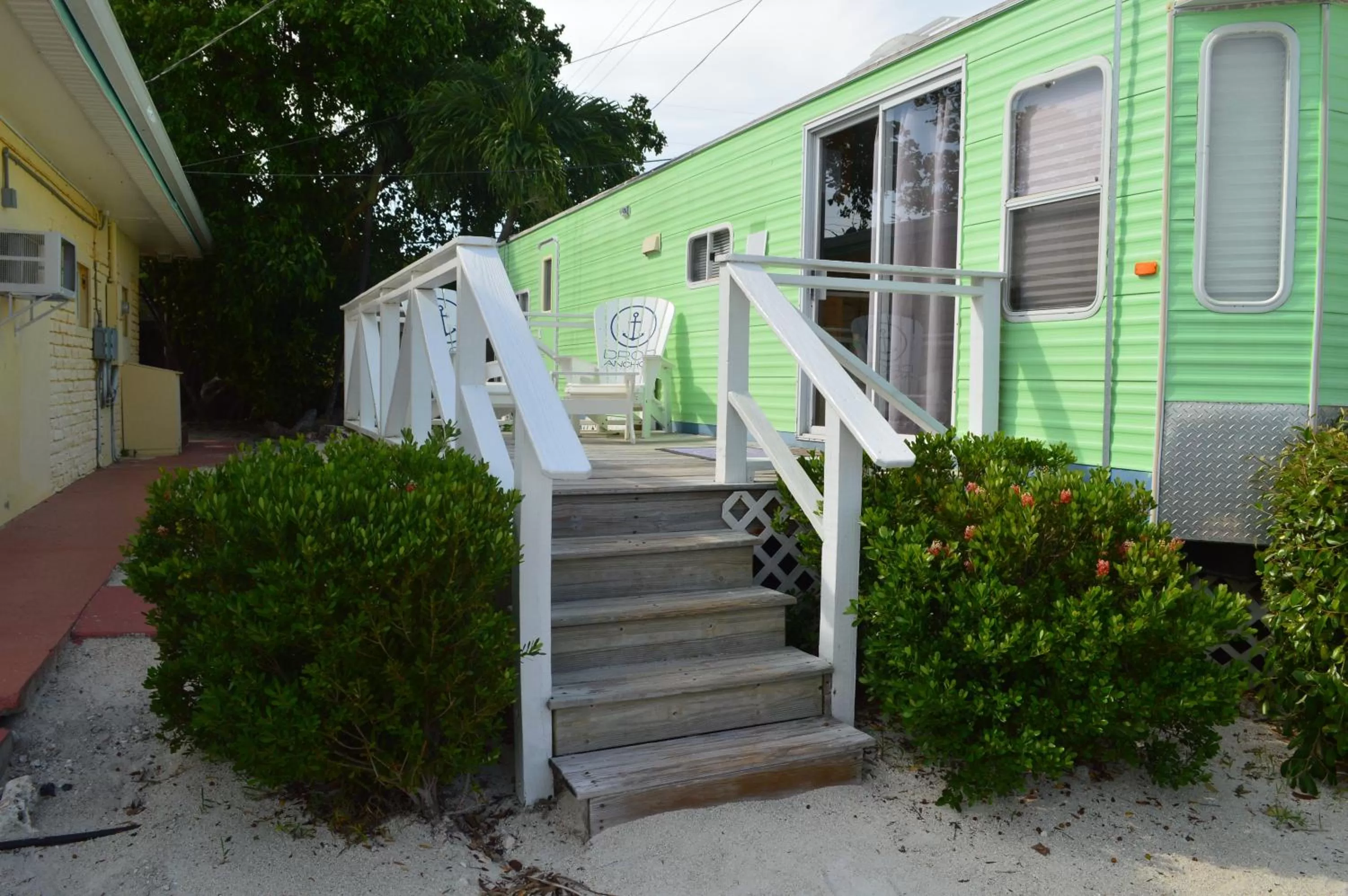 Patio in Drop Anchor Resort & Marina