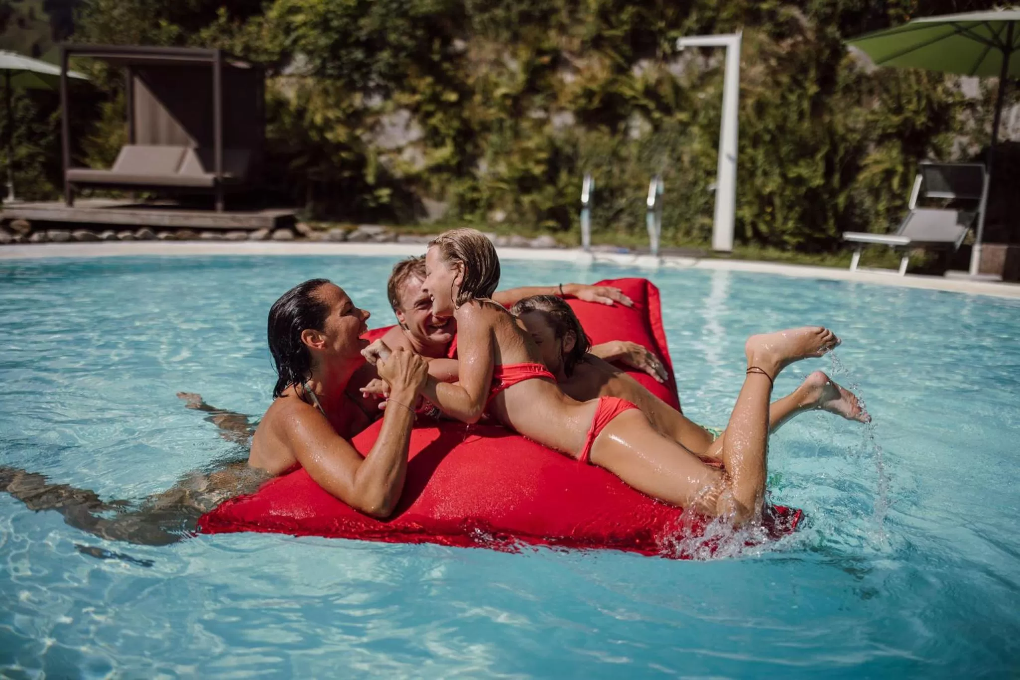 Swimming pool in Familien- & Gartenhotel Theresia 4-Sterne Superior