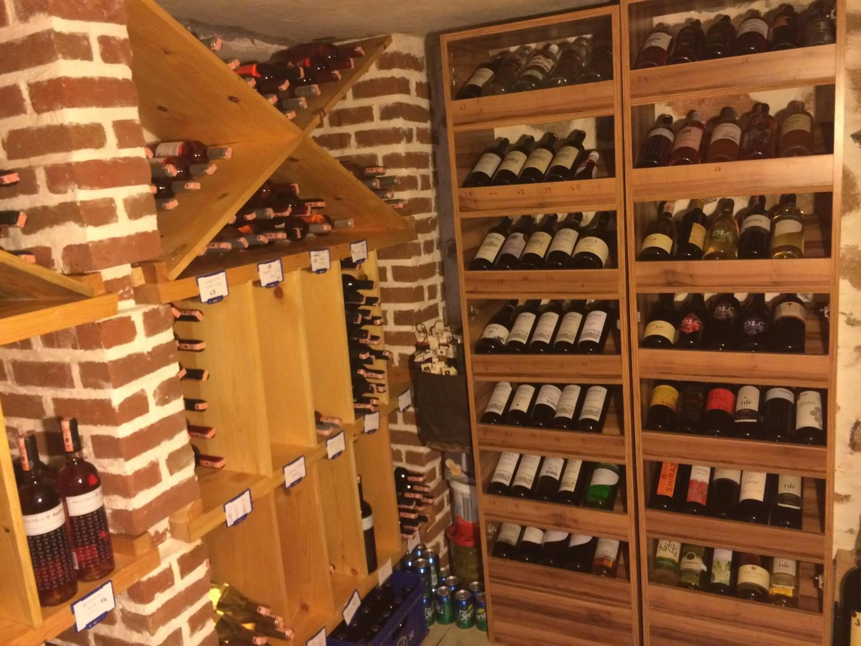 Food and drinks in Lemon Villa Hotel