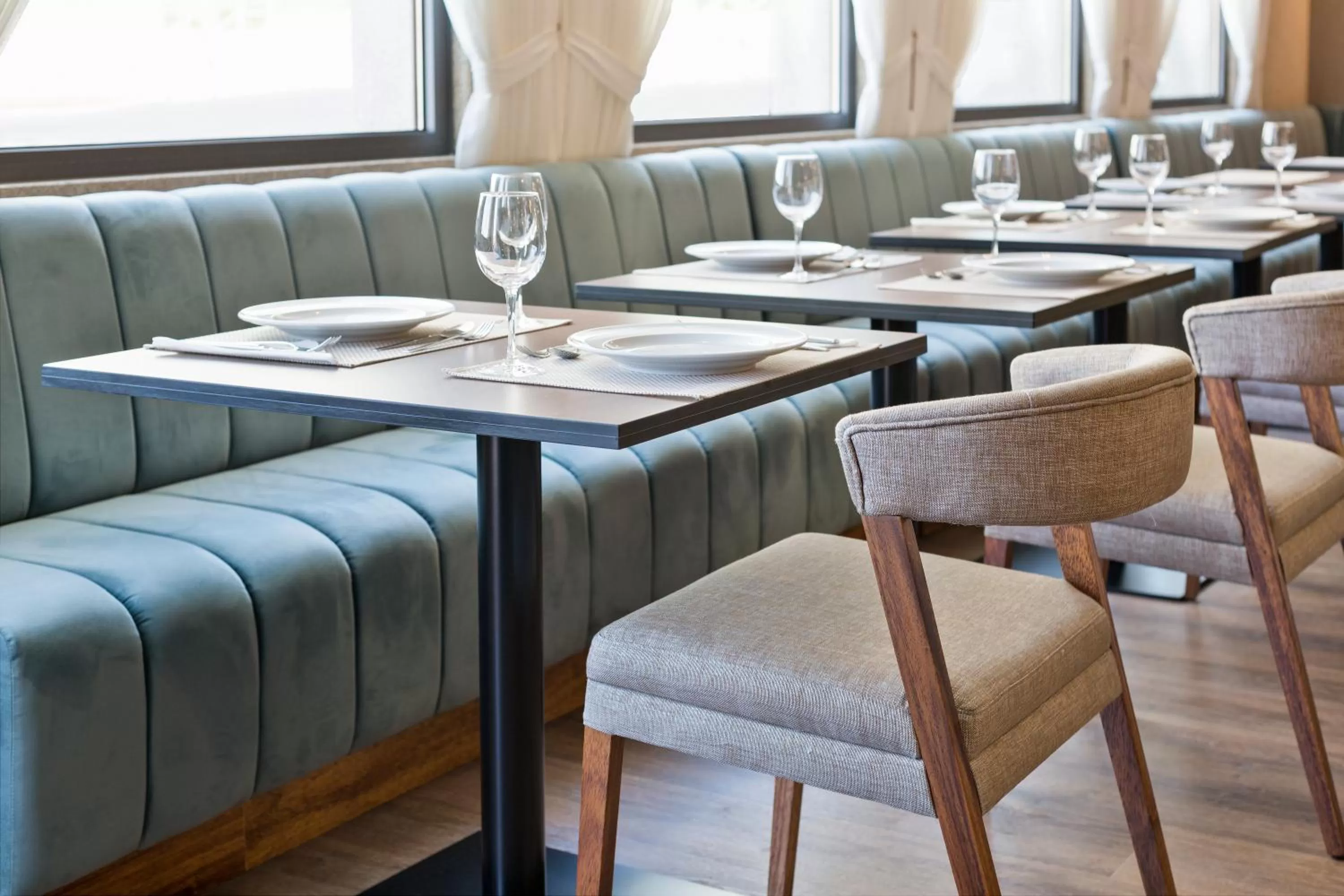 Restaurant/places to eat in Acta The Avenue