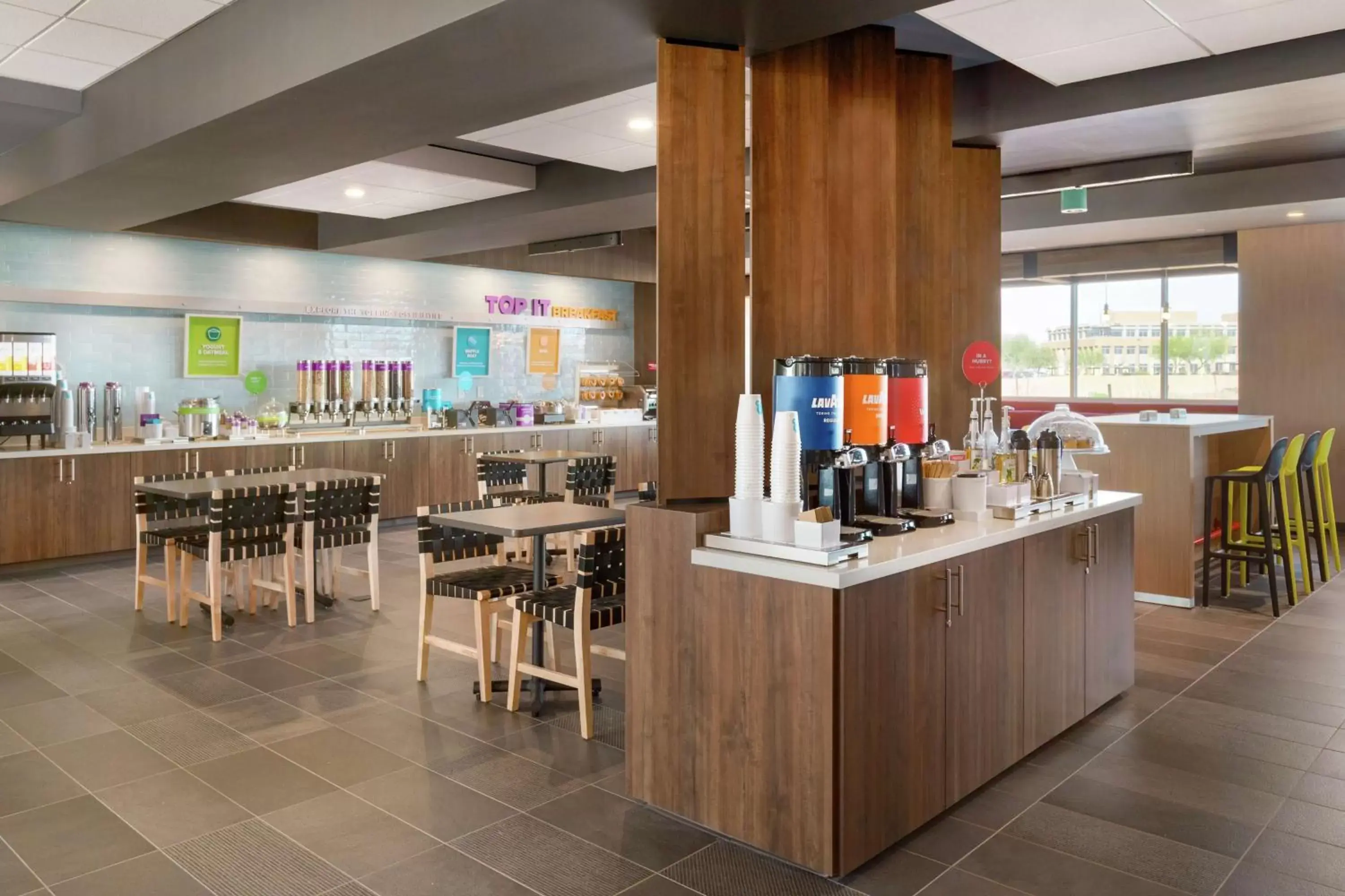 Breakfast, Restaurant/Places to Eat in Tru By Hilton Scottsdale Salt River