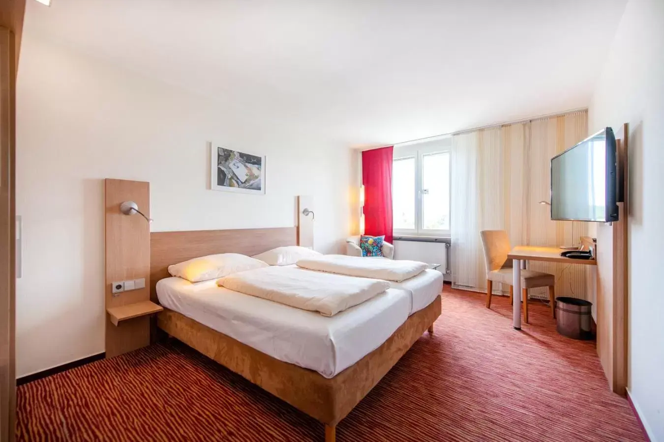 Bed in Diehls Hotel