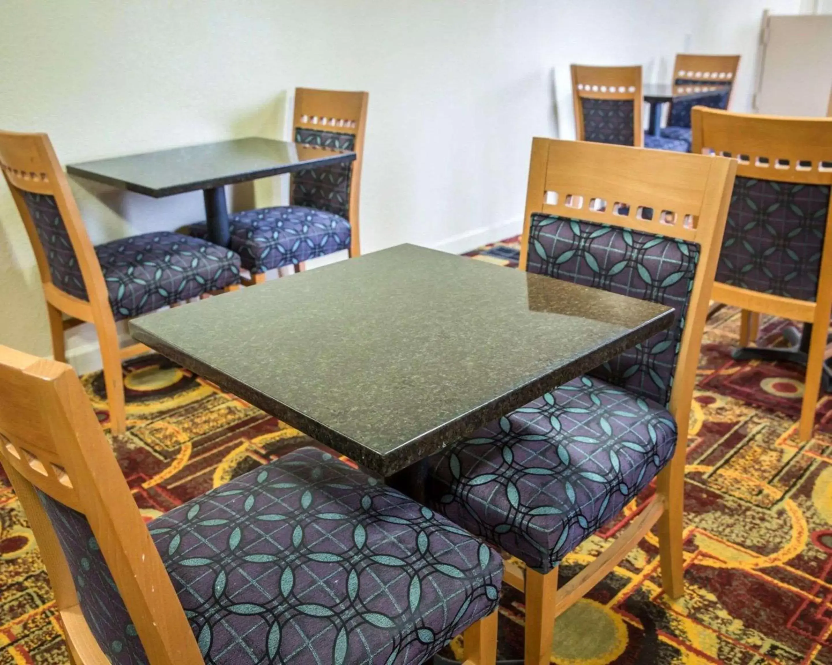Restaurant/places to eat, Dining Area in Rodeway Inn & Suites Plymouth Hwy 64