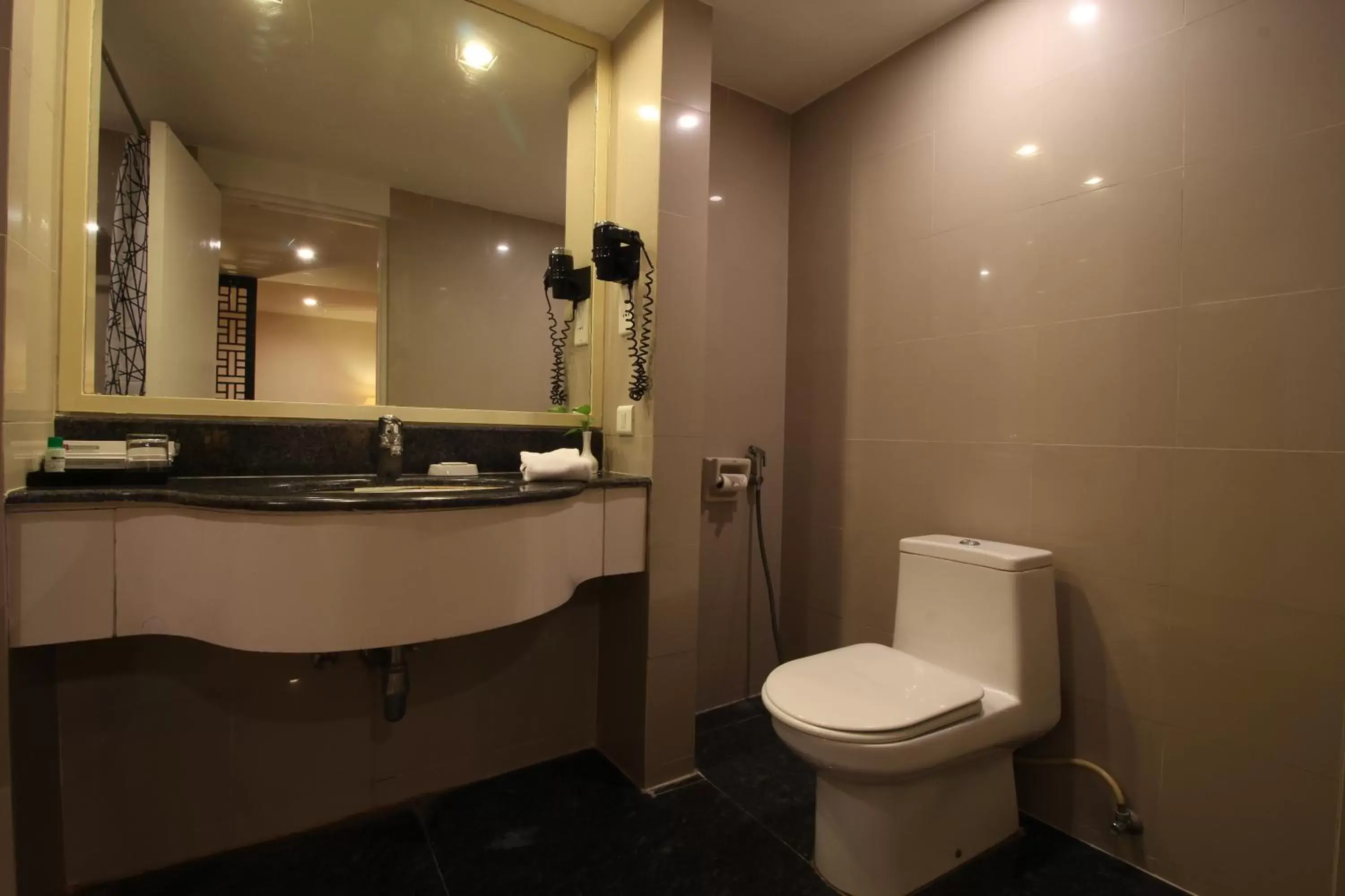 Bathroom in Hotel Minerva Grand Secunderabad