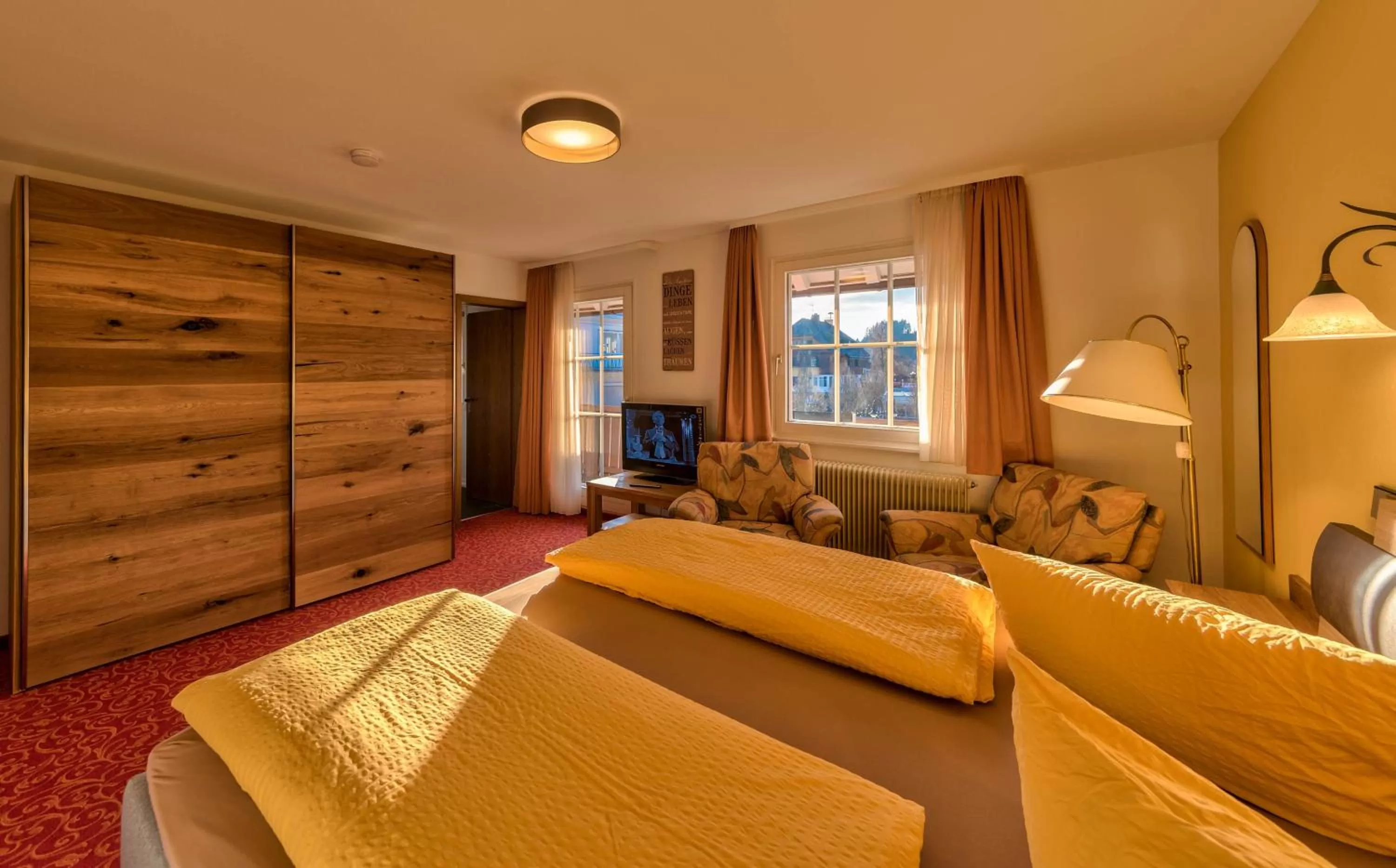 Photo of the whole room, Bed in Hotel Sonneneck Titisee -Adults Only-