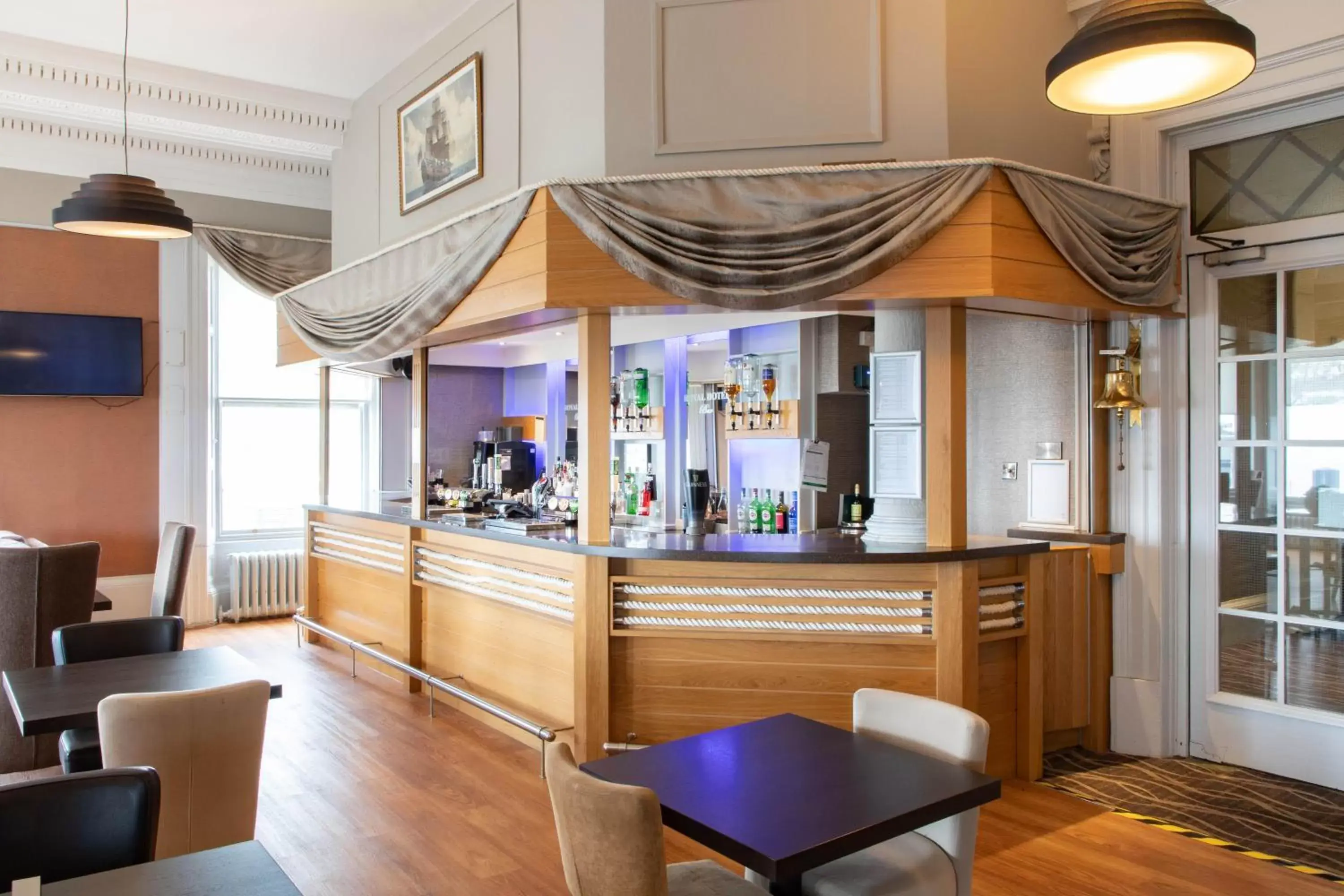 Lounge or bar in The Royal Hotel Whitby