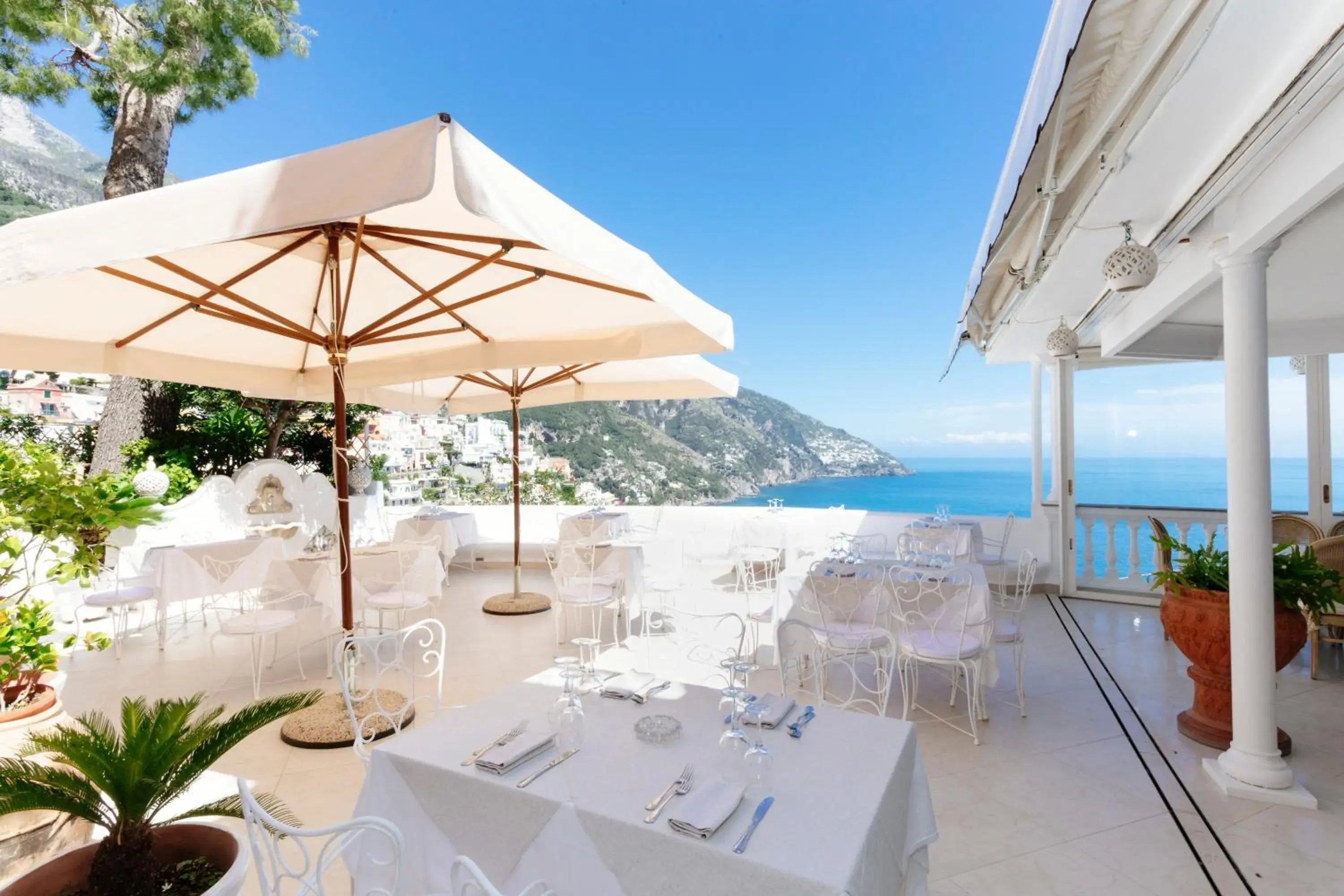 Restaurant/places to eat in Hotel Conca d'Oro