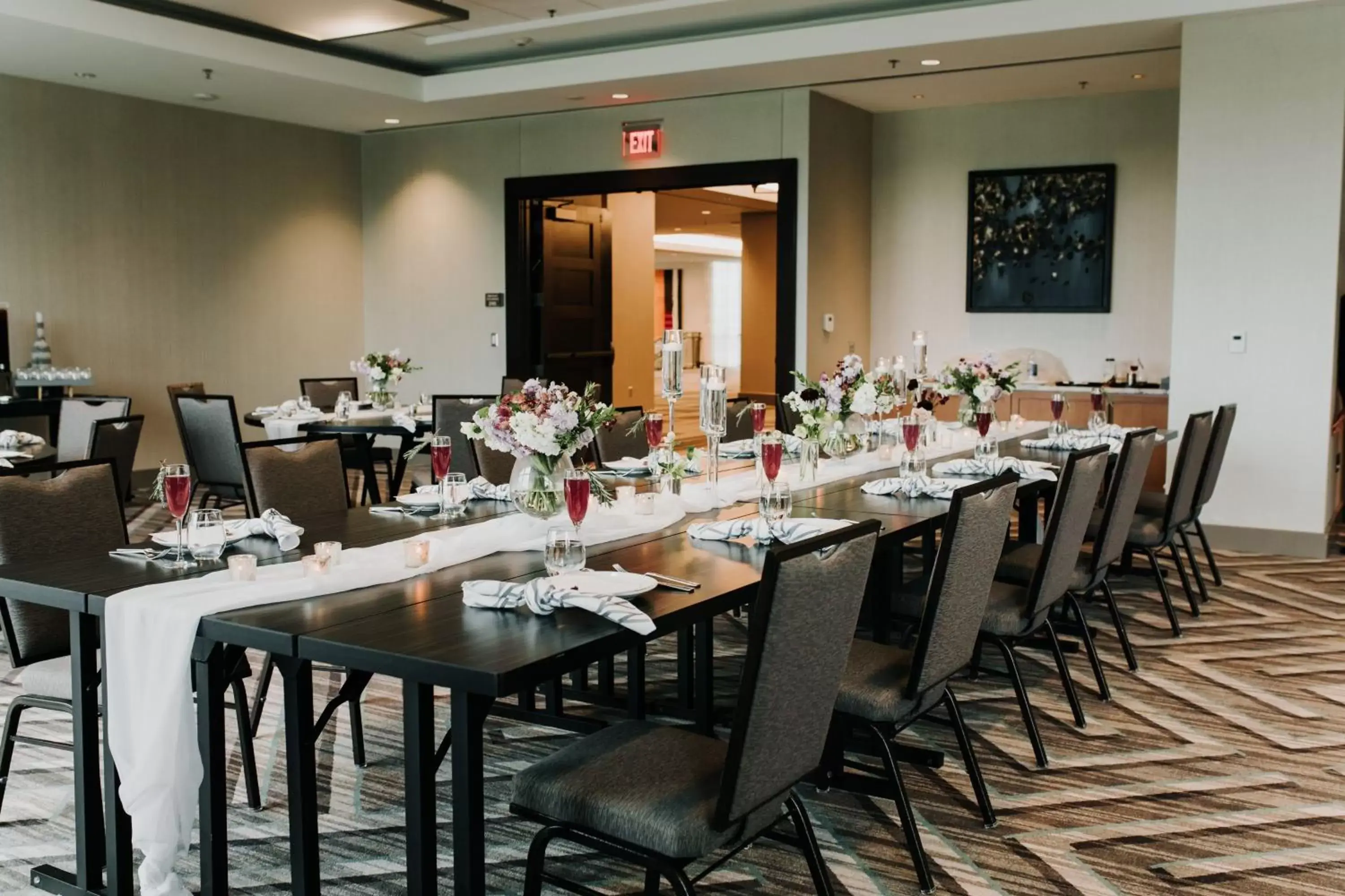 Banquet/Function facilities, Restaurant/Places to Eat in Omaha Marriott Downtown at the Capitol District
