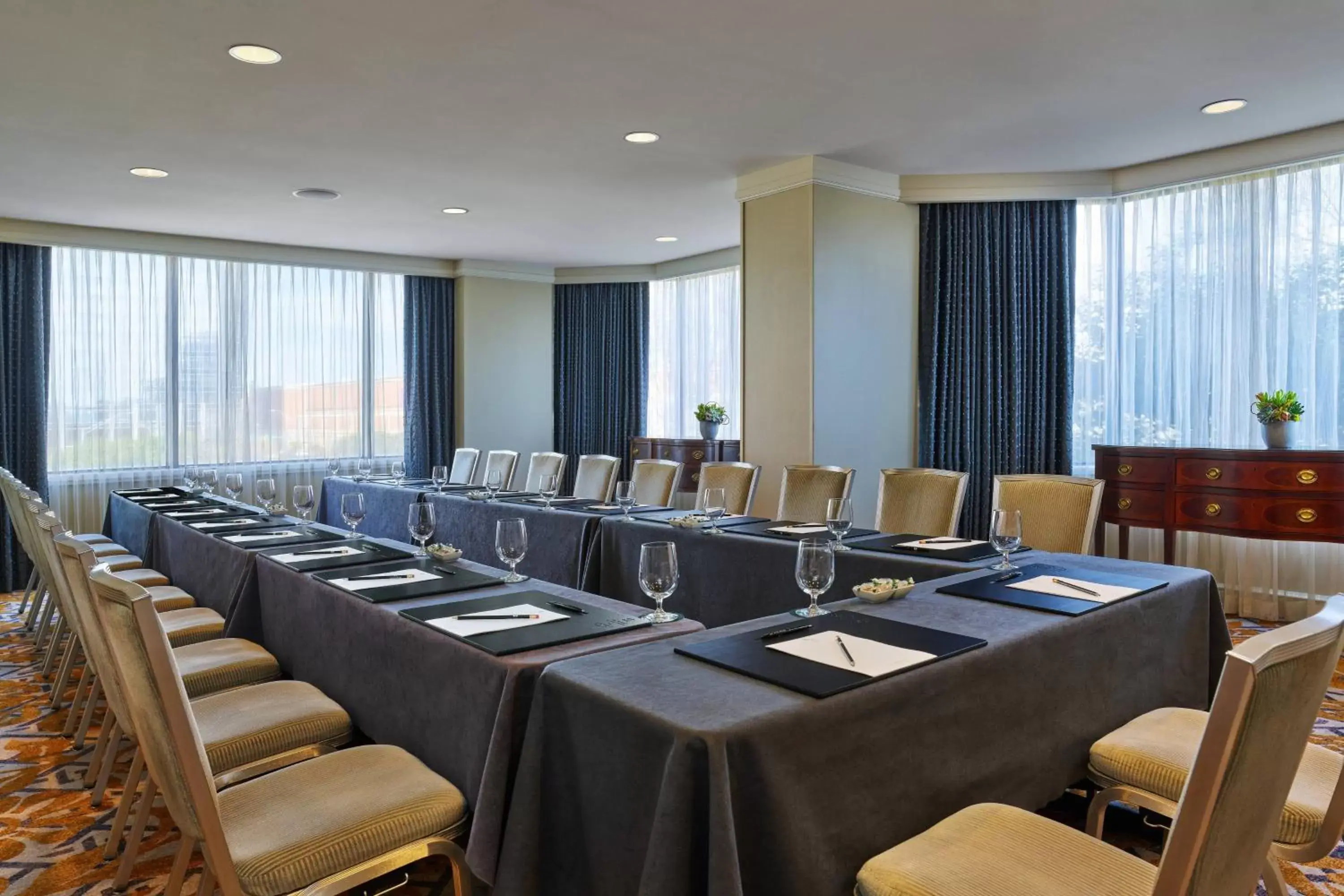 Meeting/conference room in The Whitley, a Luxury Collection Hotel, Atlanta Buckhead