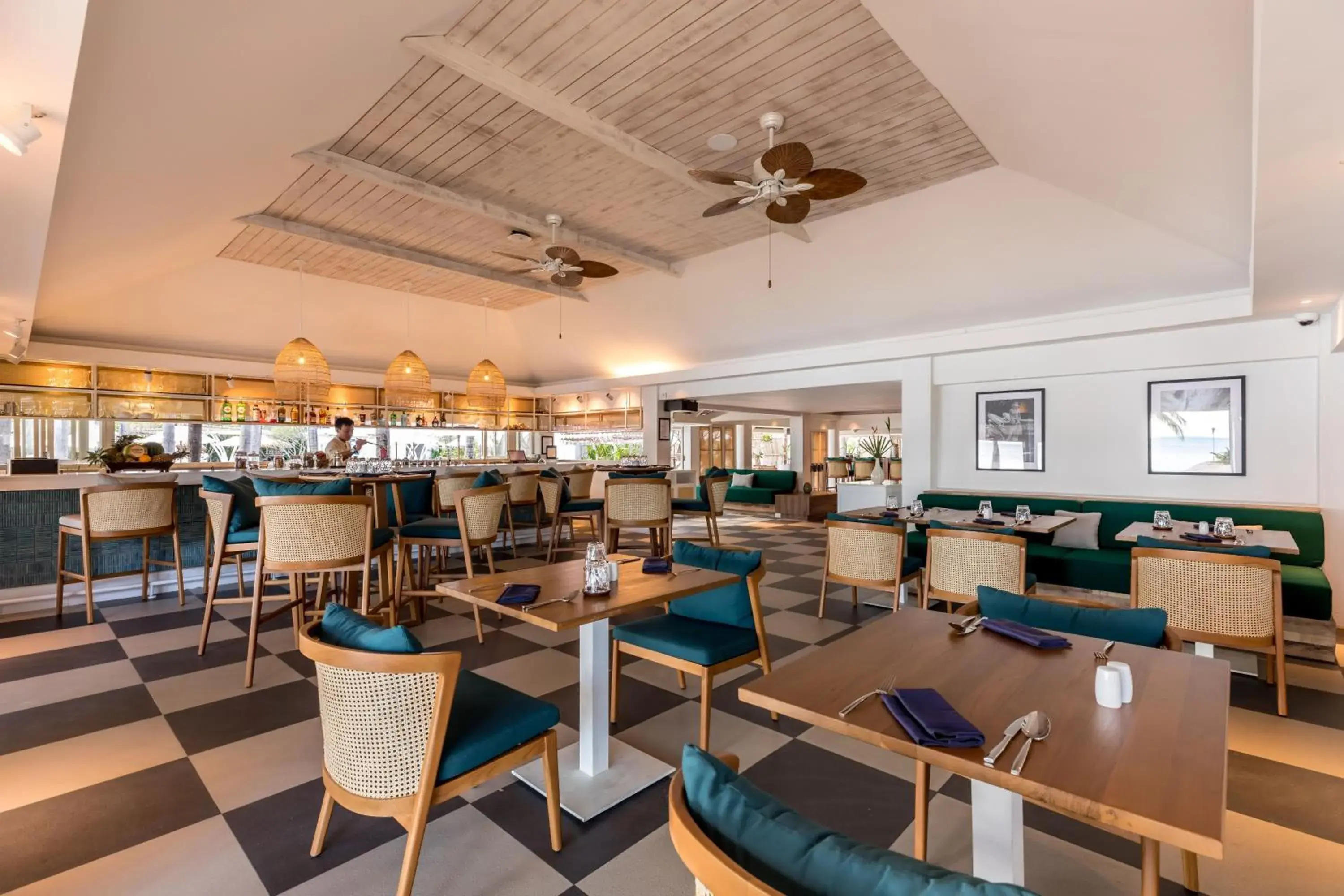 Restaurant/places to eat in OUTRIGGER Koh Samui Beach Resort - SHA Extra Plus Restaurant/places to eat in OUTRIGGER Koh Samui Beach Resort - SHA Extra Plus