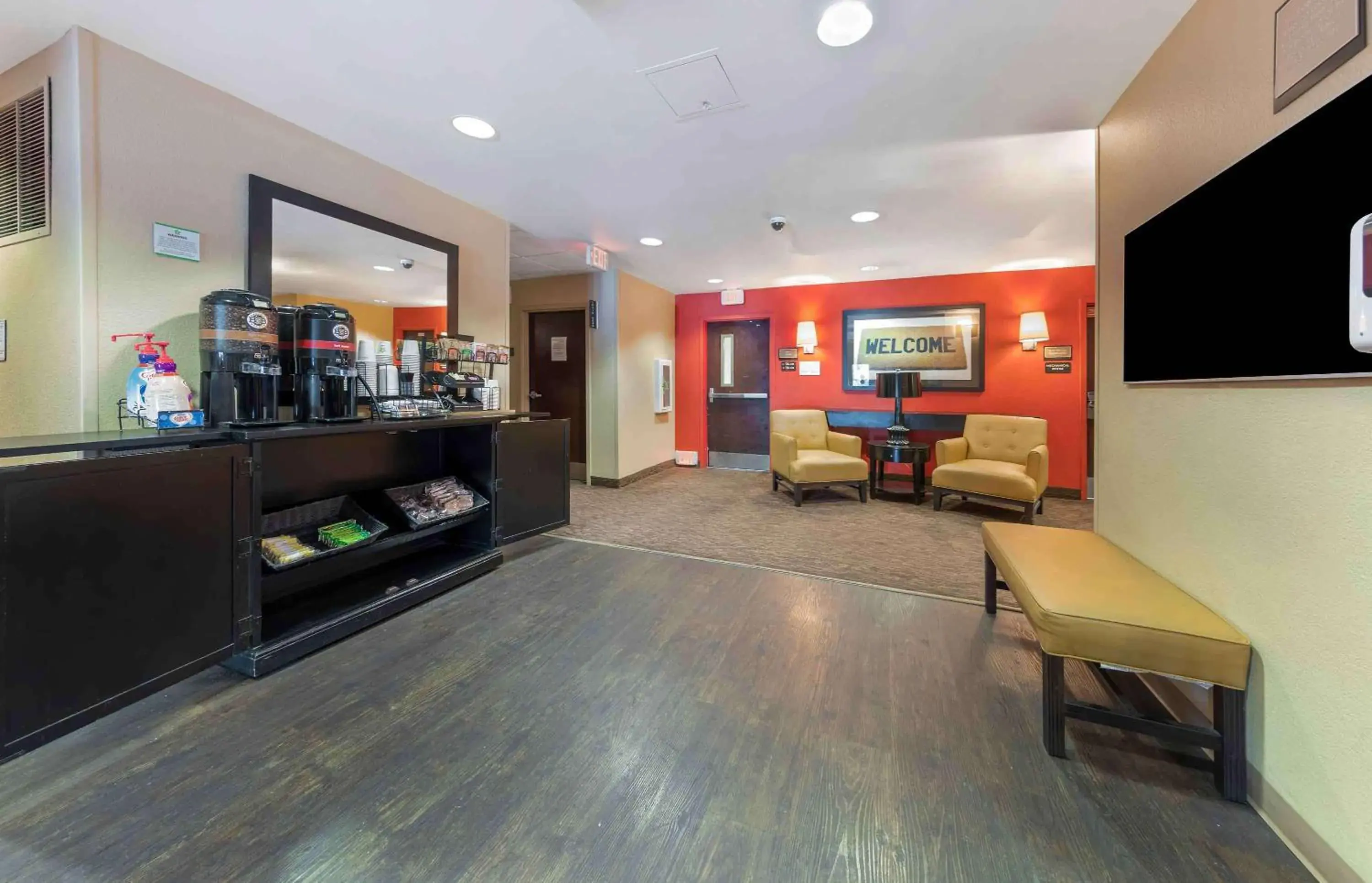 Lobby or reception, Lobby/Reception in Extended Stay America Suites - Los Angeles - Carson
