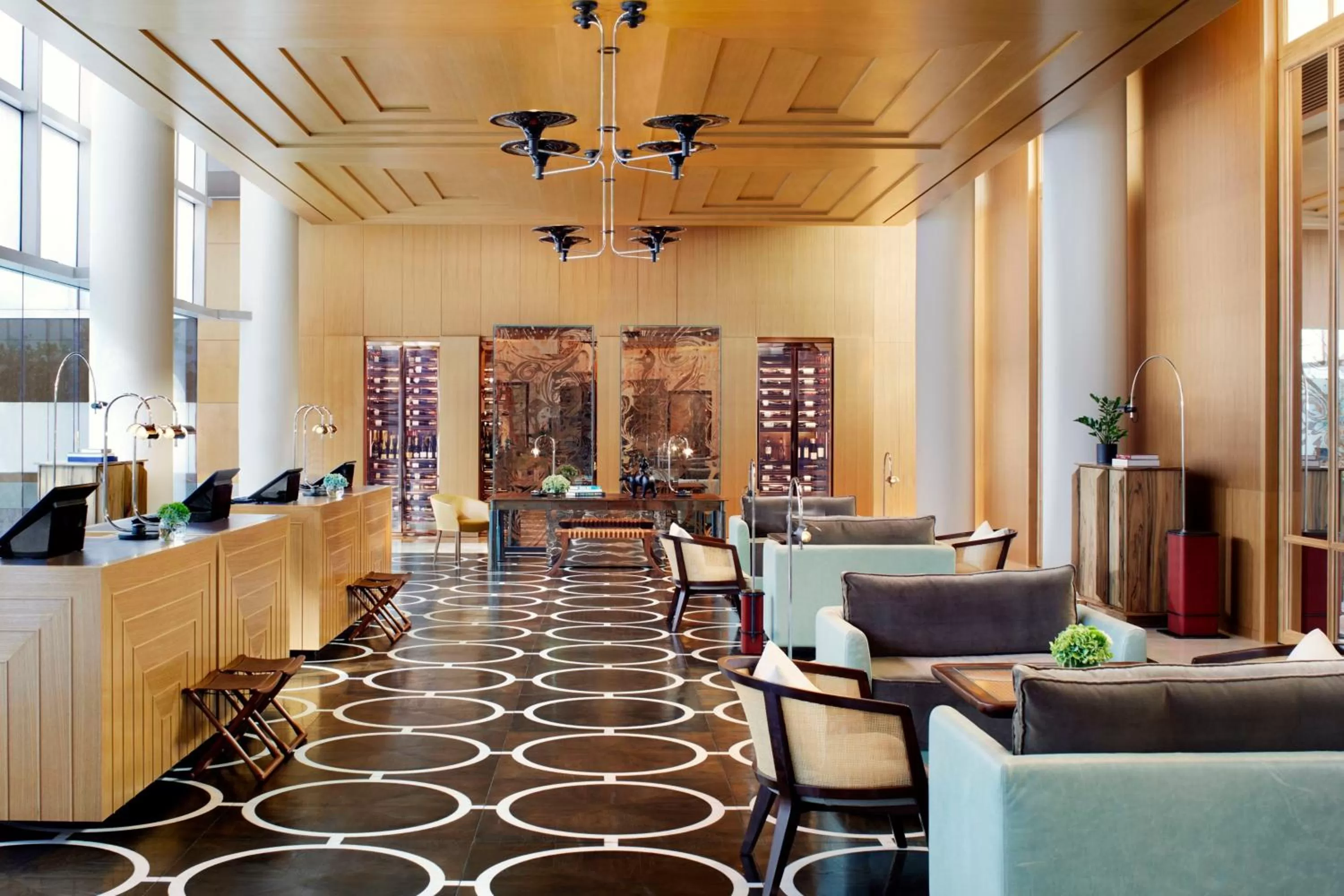 Lobby or reception in The Ritz-Carlton, Millenia Singapore