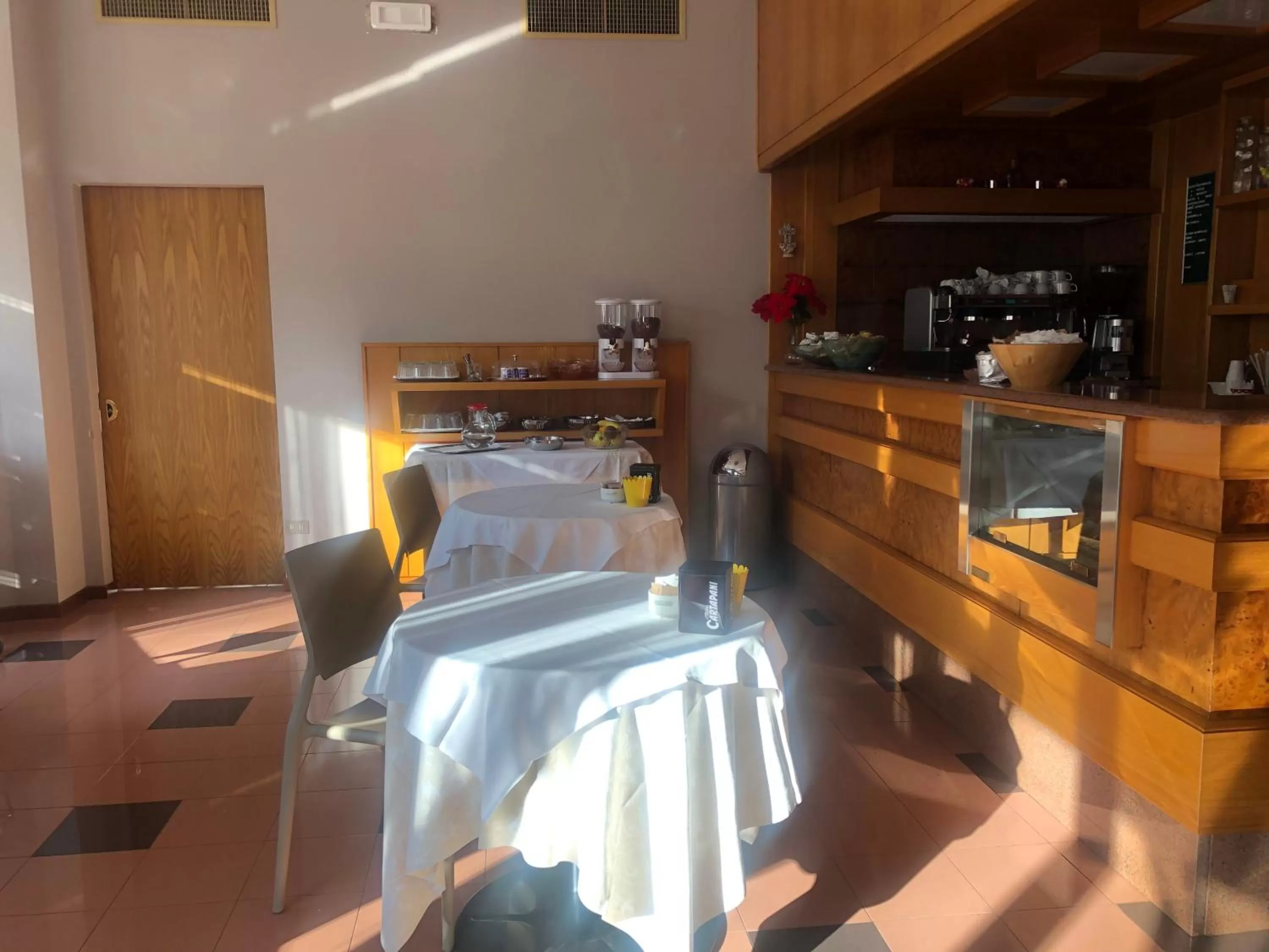 Lounge or bar, Restaurant/Places to Eat in Casa dell'Ospite