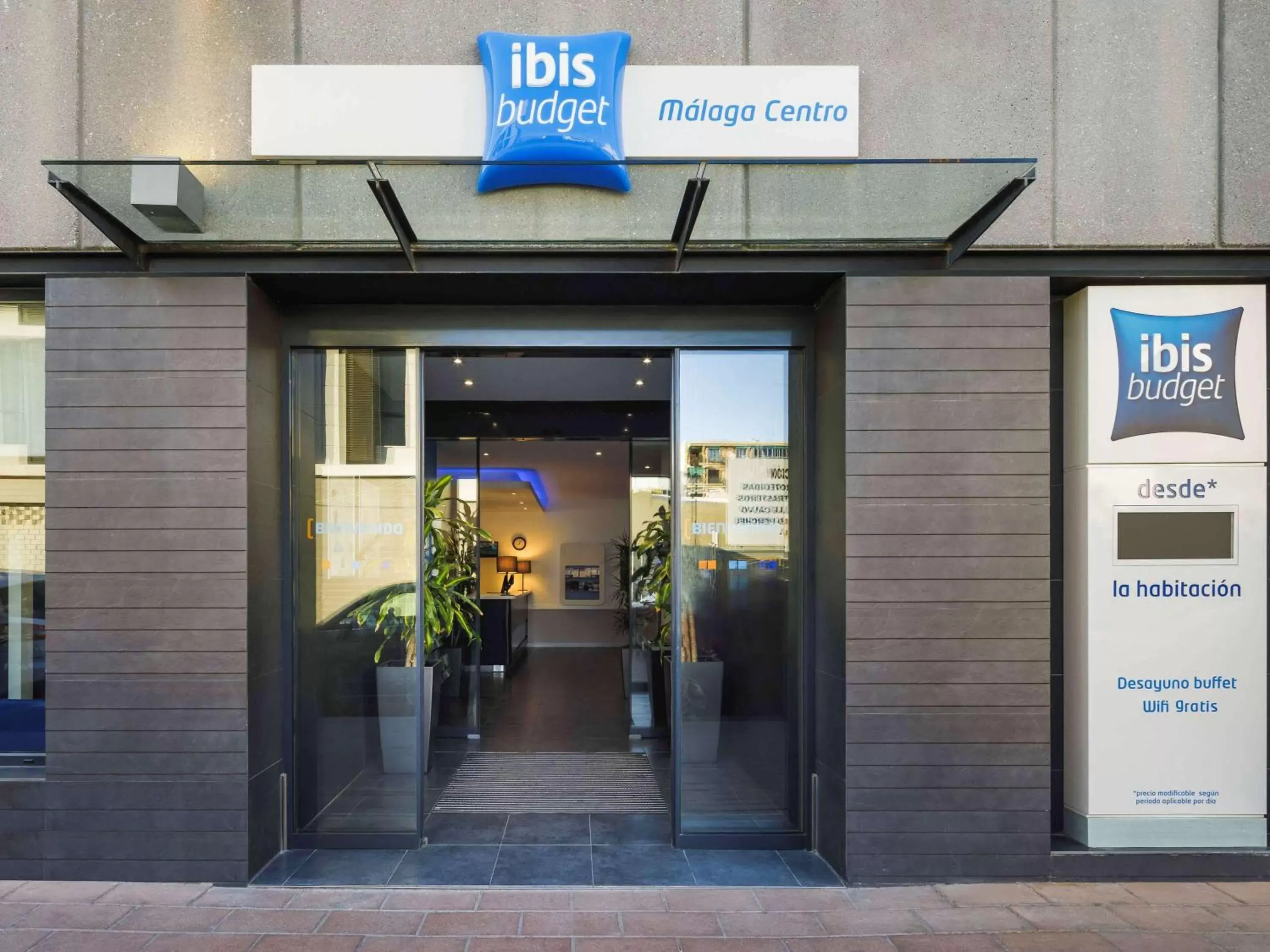 Property building in Ibis Budget Málaga Centro