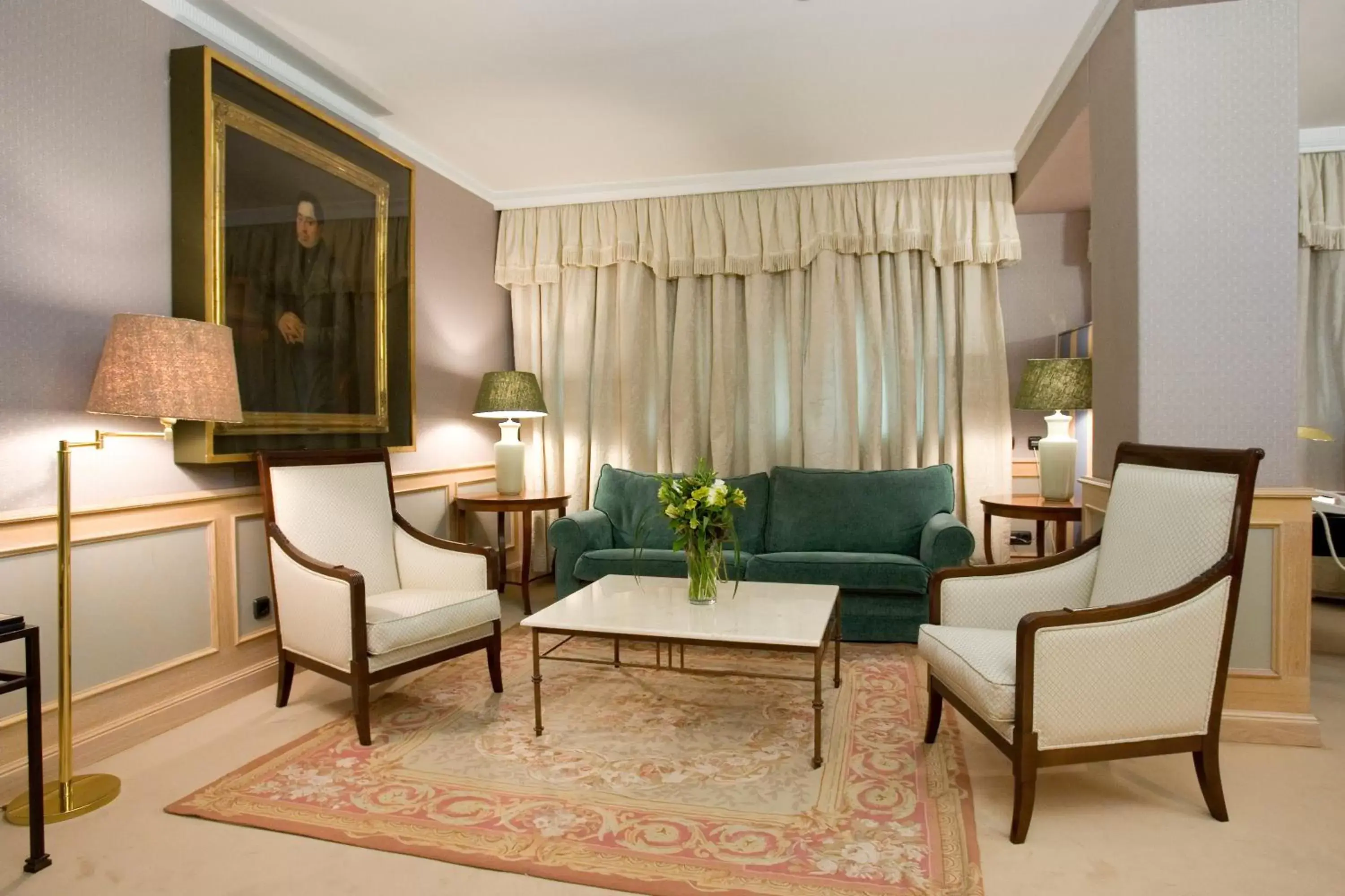 Living room, Seating Area in Hotel Palafox