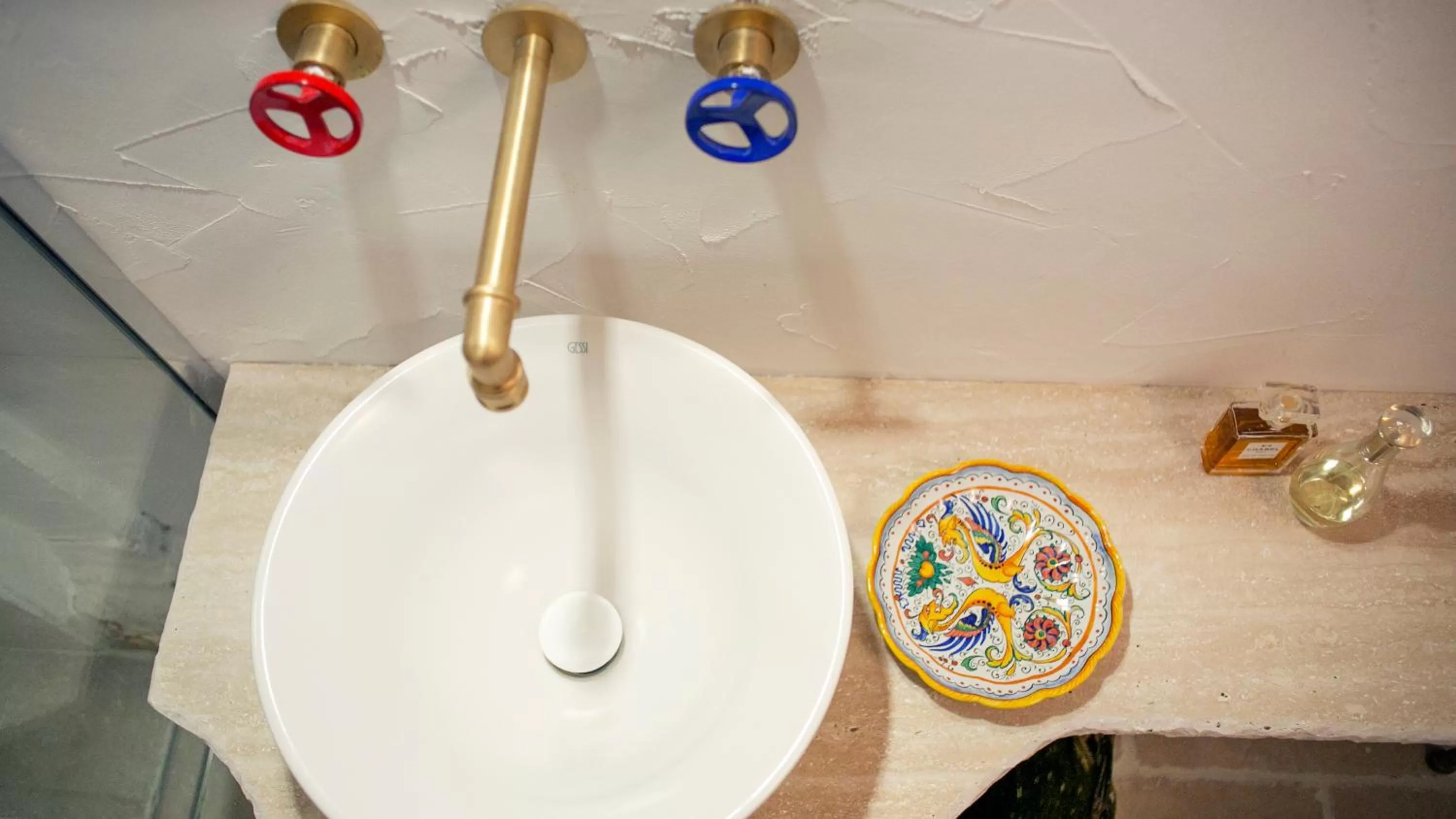 Bathroom in dimore di portadibasso