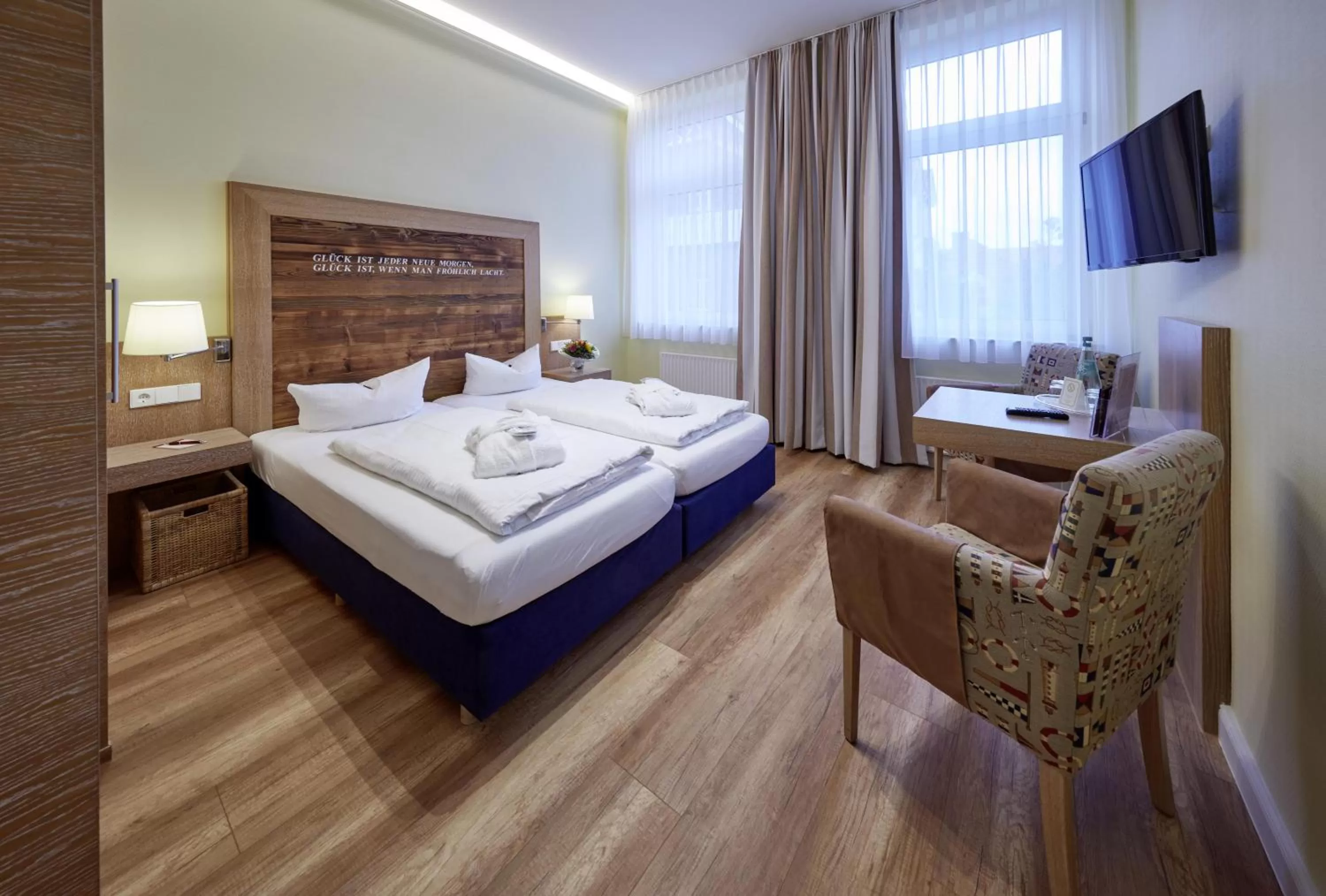 Economy Double Room with landward view in Strandhotel VierJahresZeiten