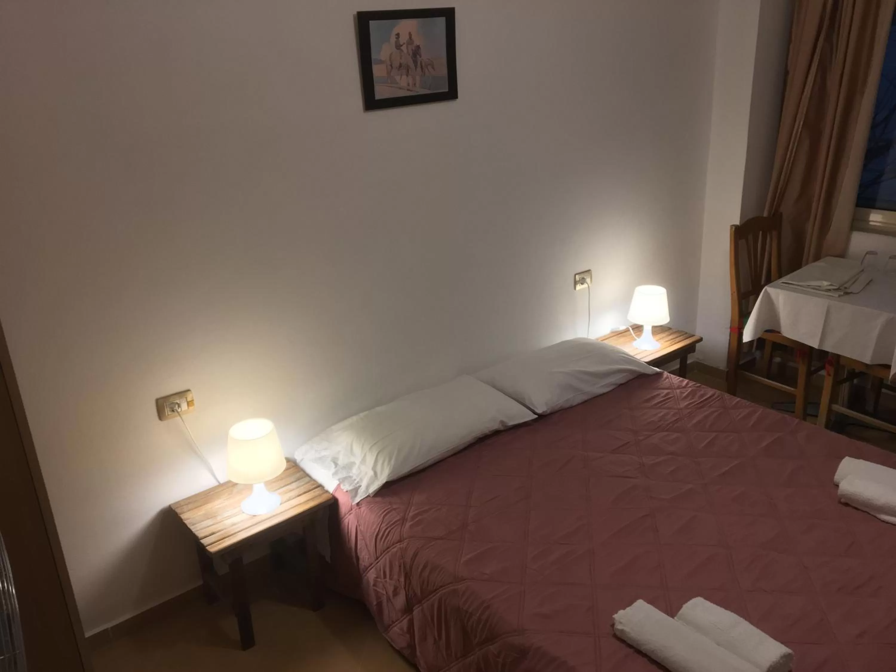 Bed in Vila Rahmi & Veli Dervishaj