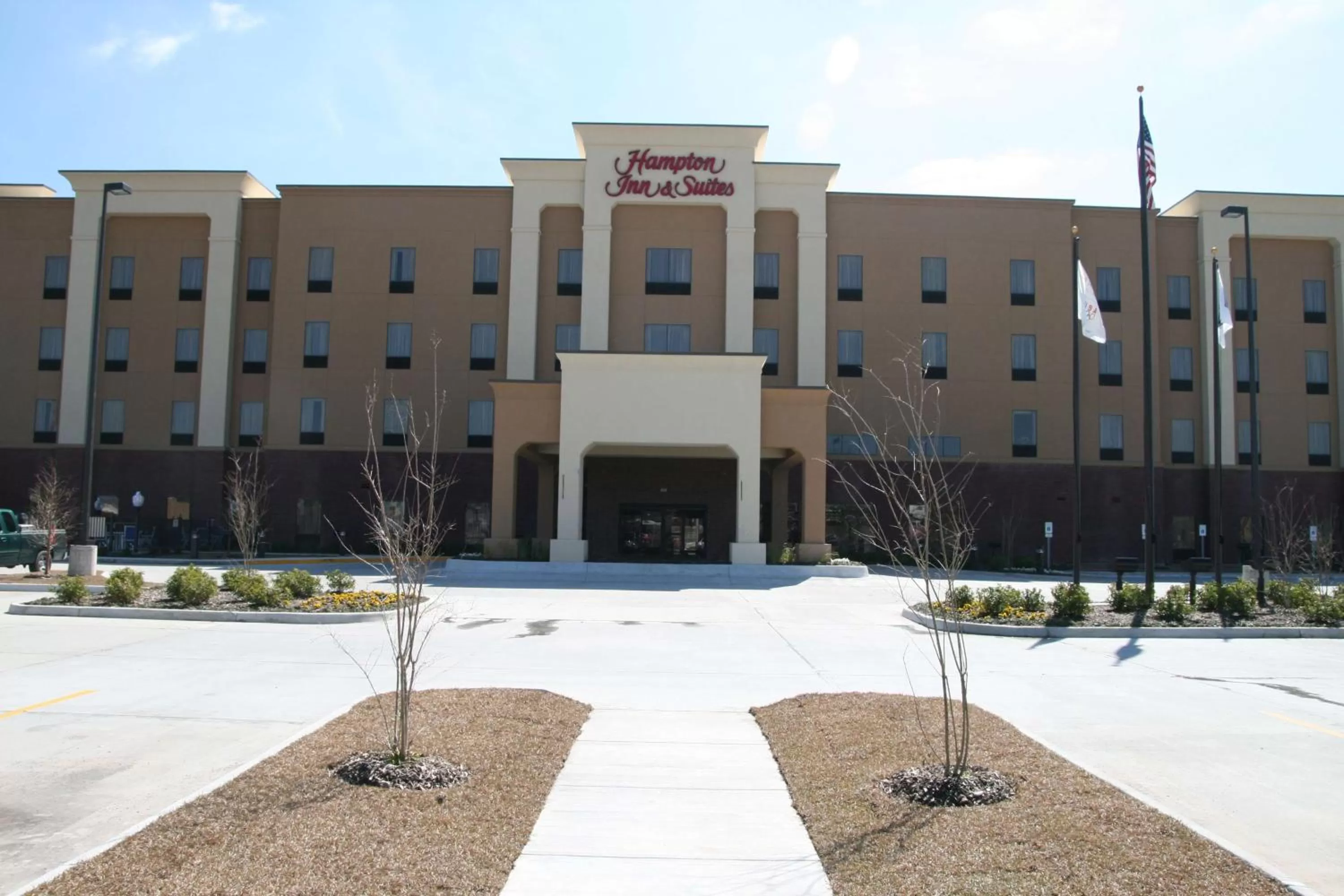 Property building in Hampton Inn & Suites Morgan City