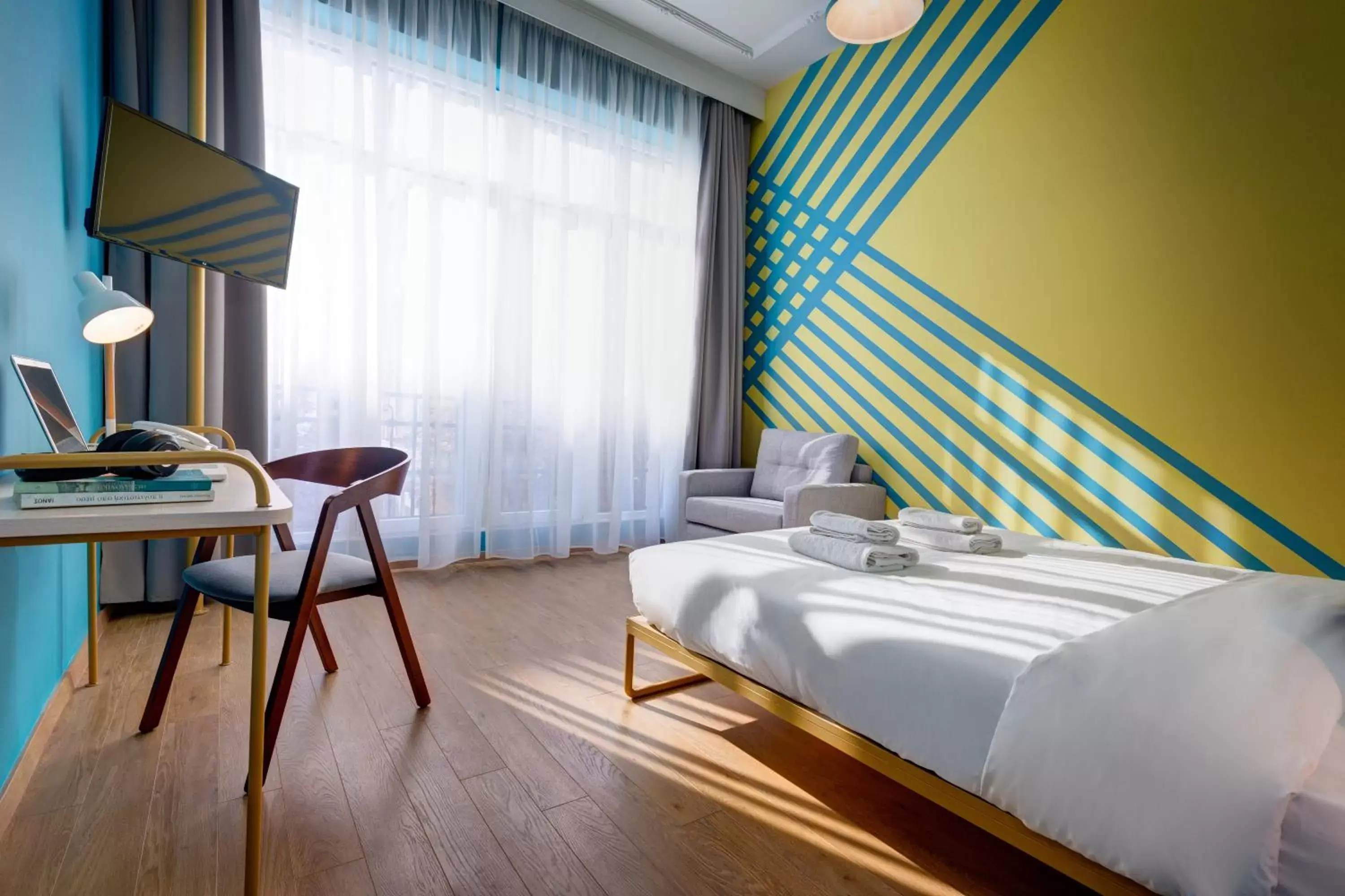 Living room, Bed in Colors Urban Hotel Thessaloniki