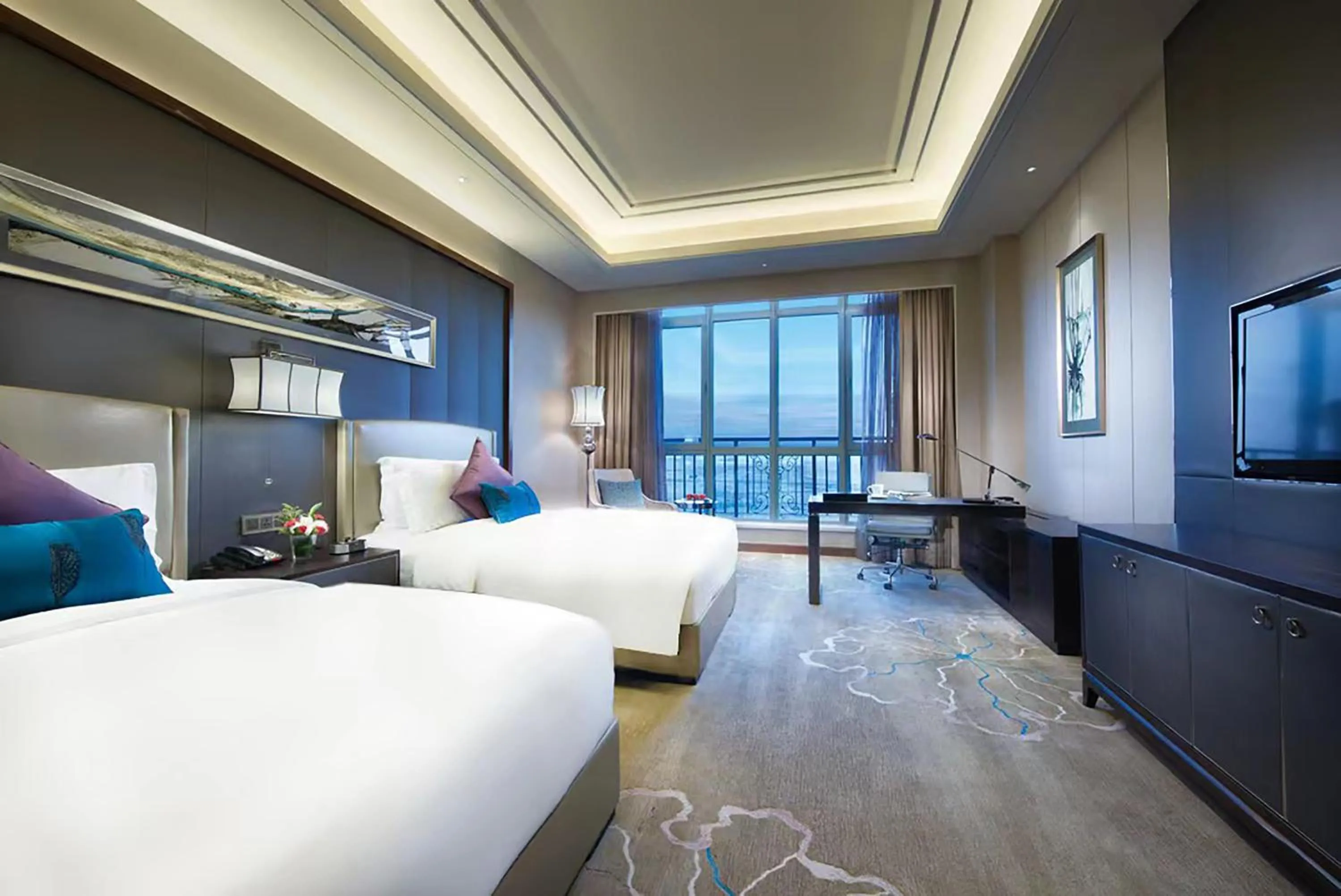 Bedroom, Bed in Crowne Plaza Tianjin Jinnan by IHG