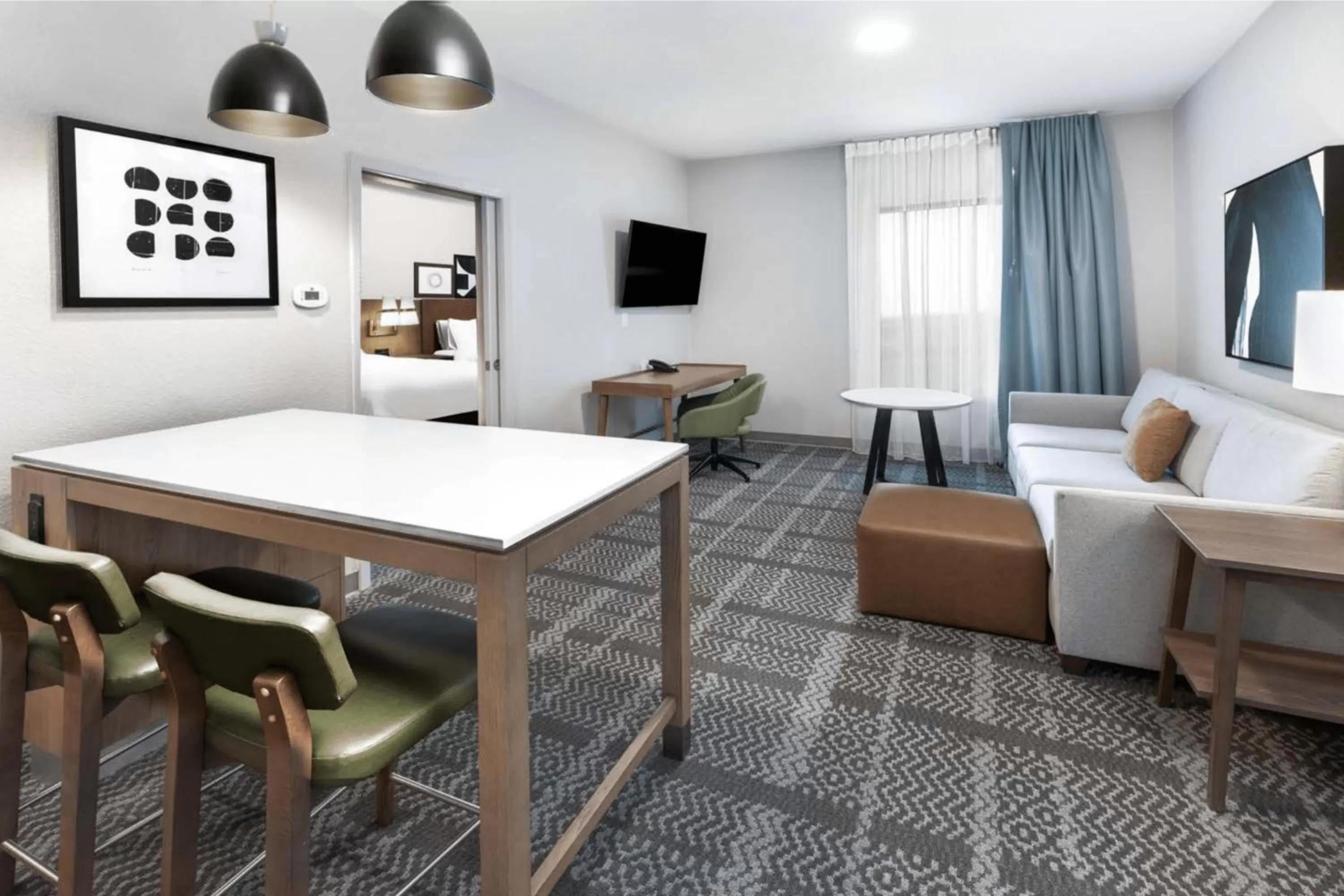 Photo of the whole room, Bed in Staybridge Suites Waco South - Woodway by IHG
