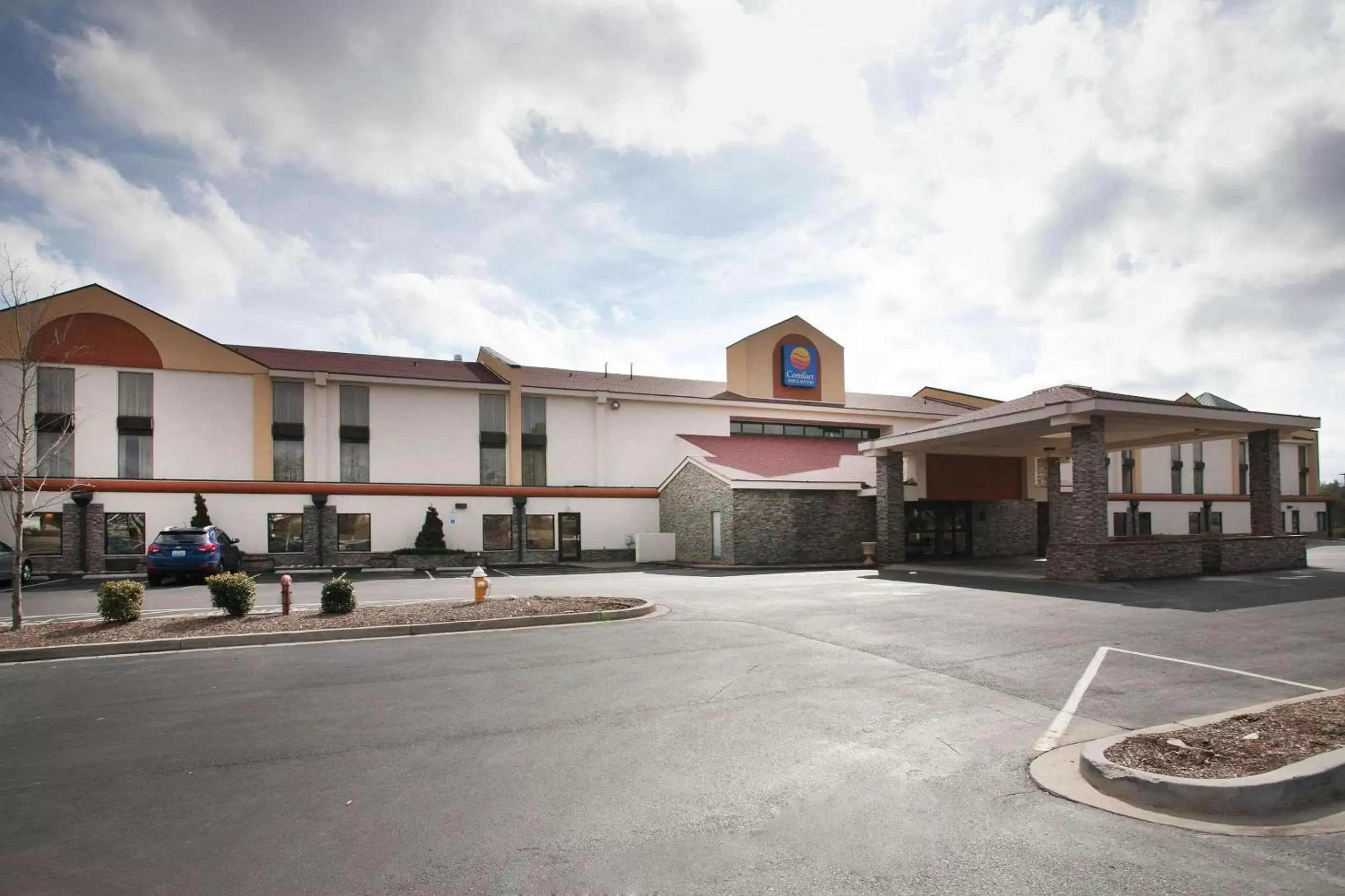 Property Building in Comfort Inn & Suites Statesville - Mooresville