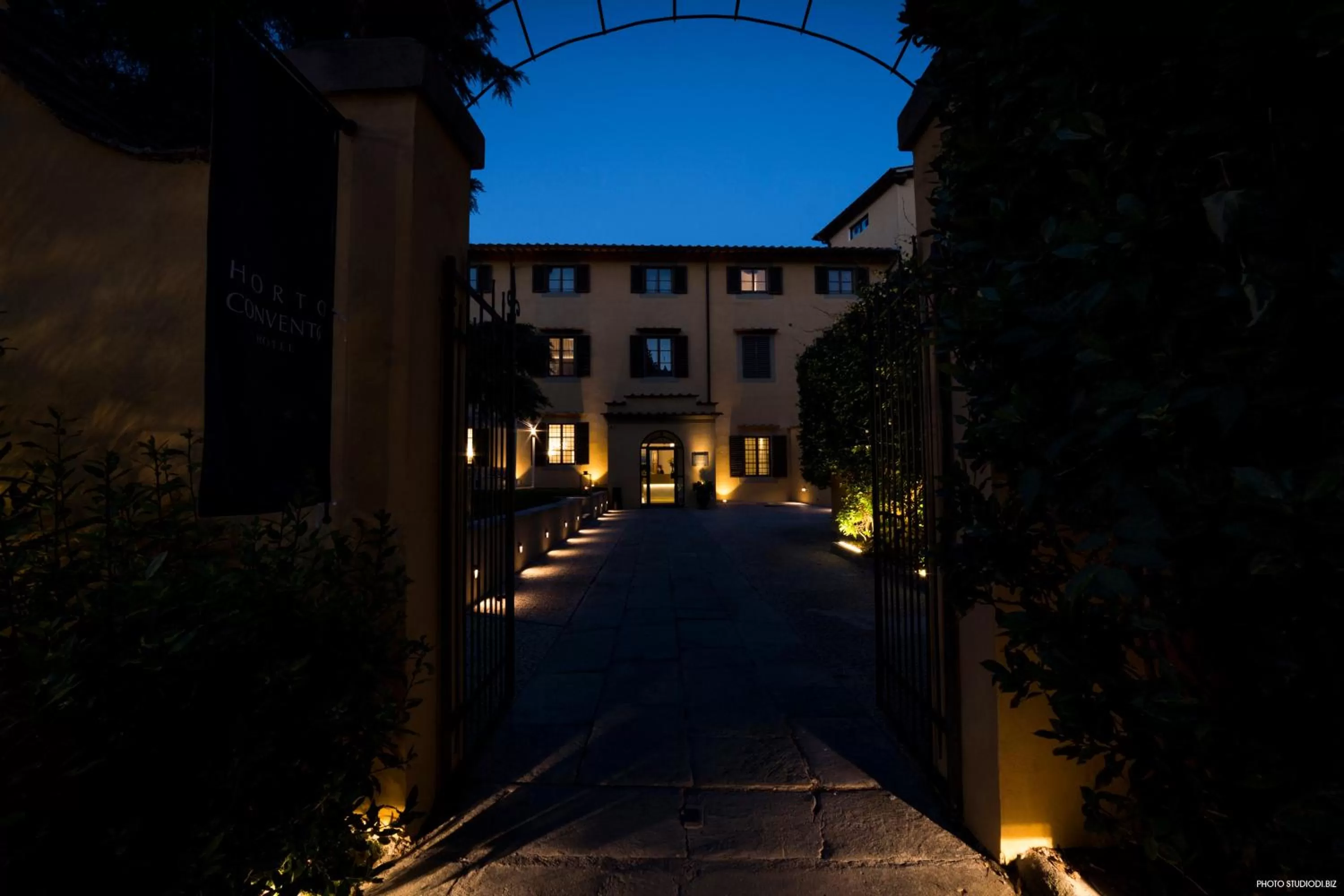 Facade/entrance in Horto Convento