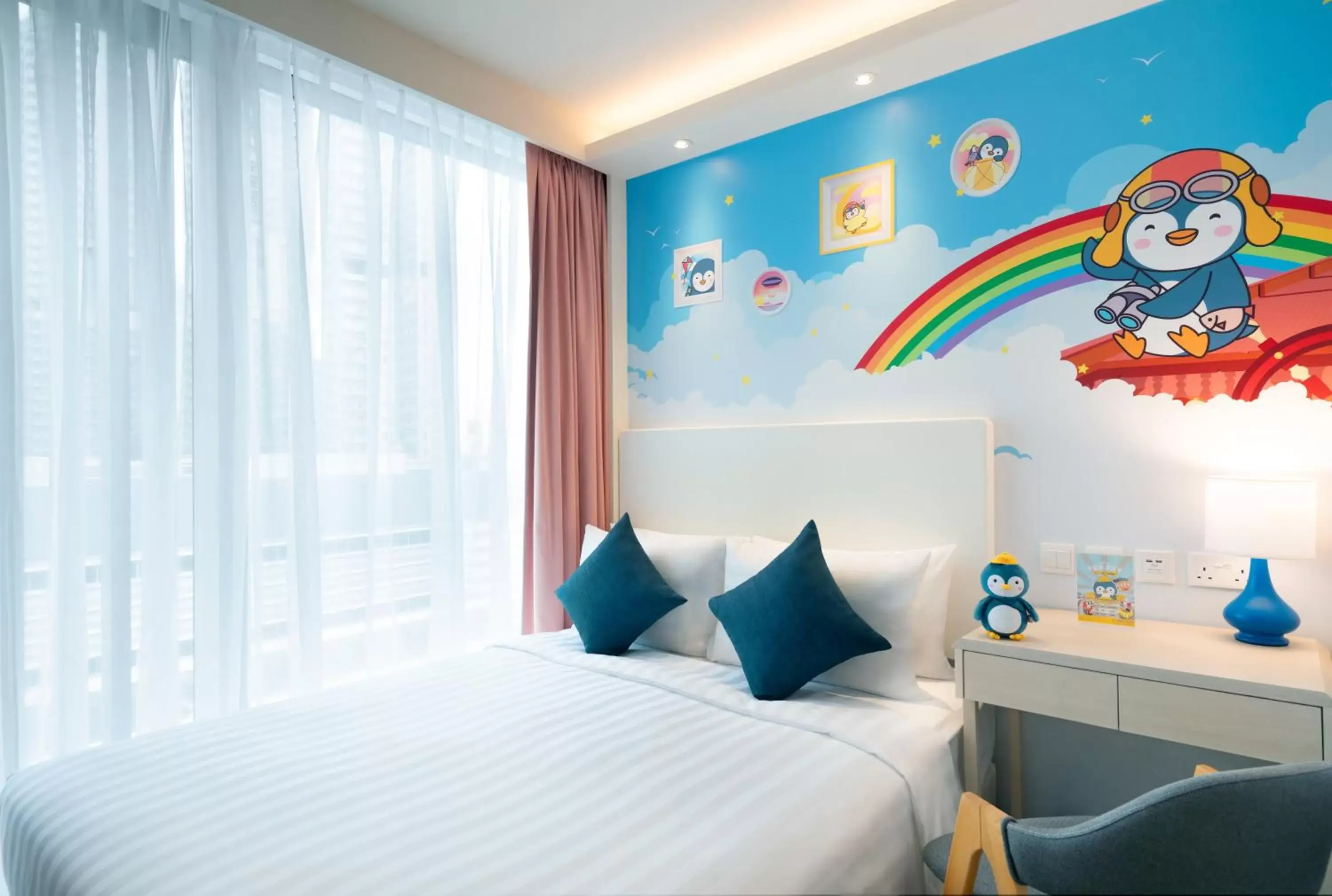 Photo of the whole room, Bed in Hotel COZi Resort Tuen Mun