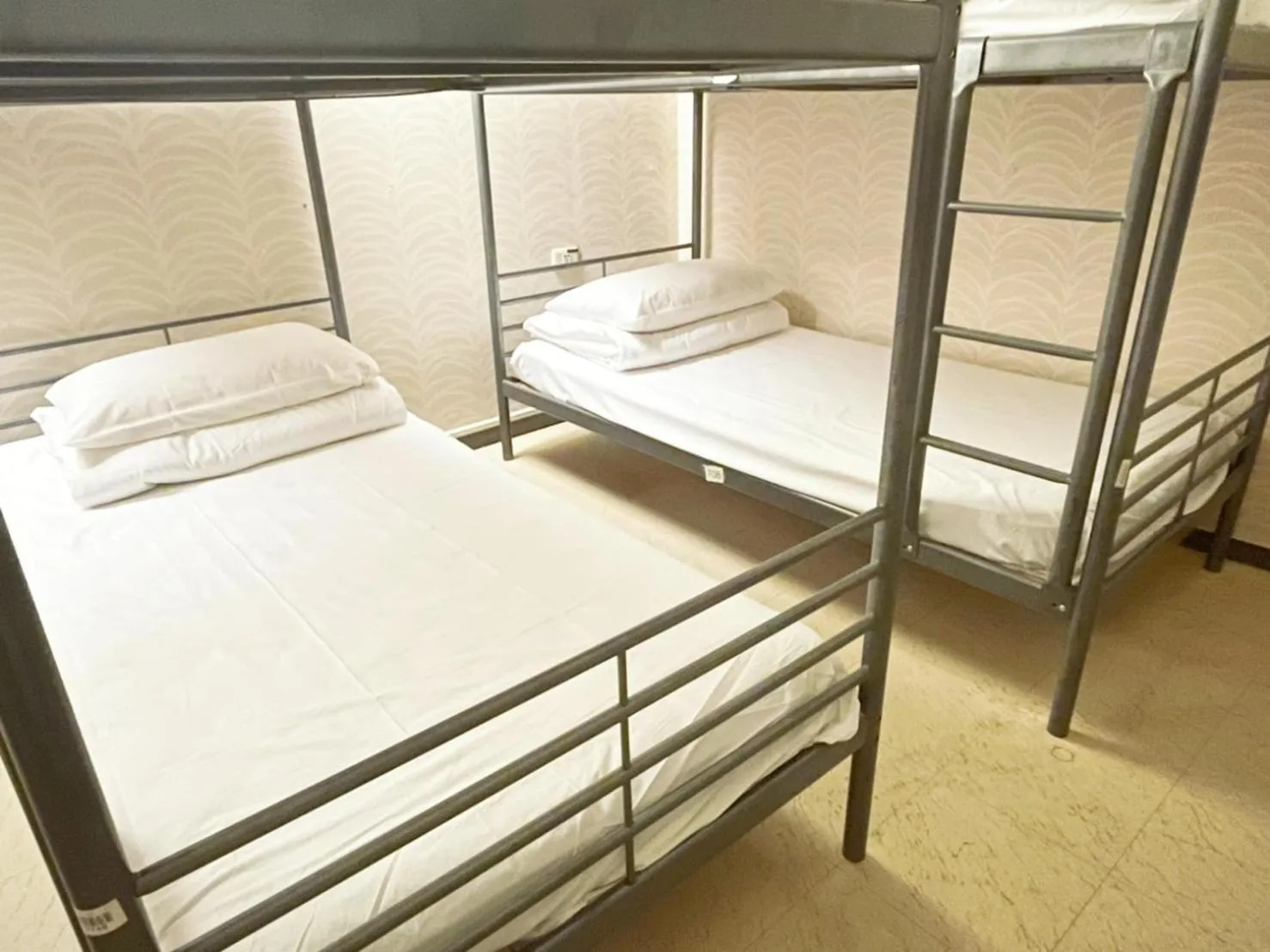 On site, Bed in Single inn- KAOHSIUNG LINSEN