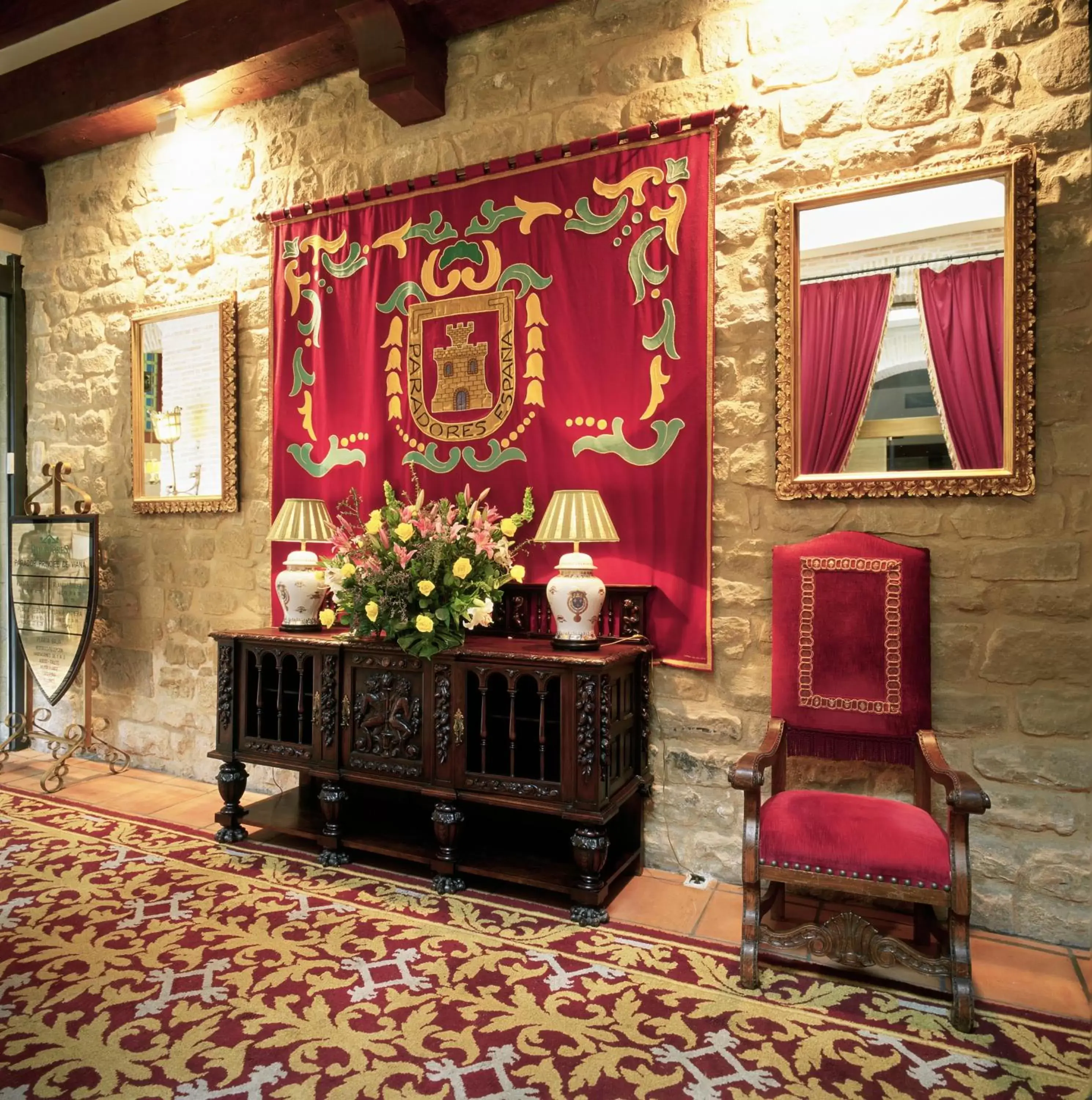 Lobby or reception in Parador de Olite