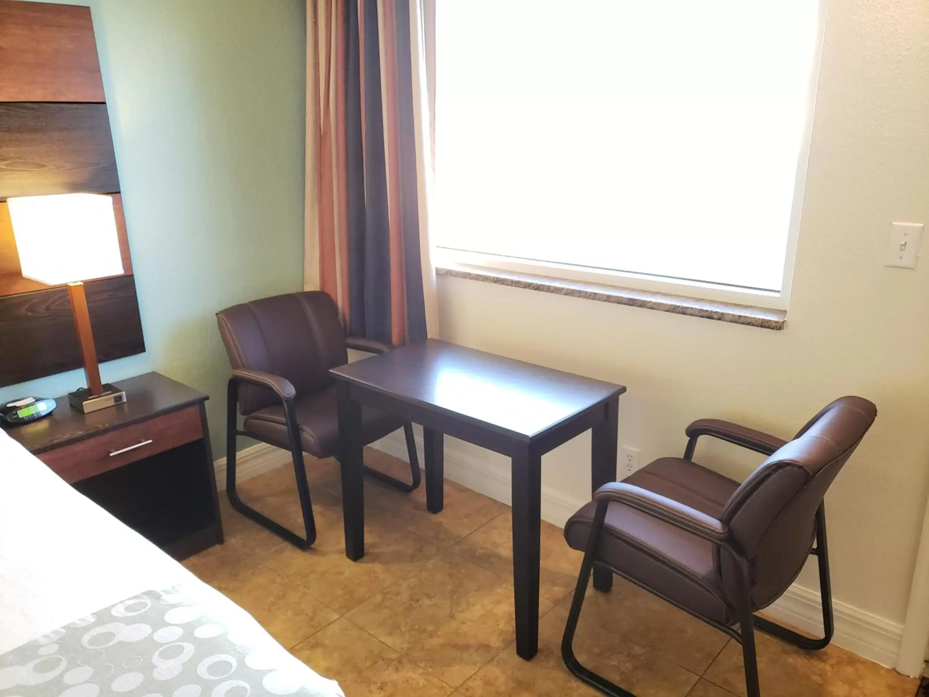 Seating Area in Oceanfront Inn and Suites - Ormond