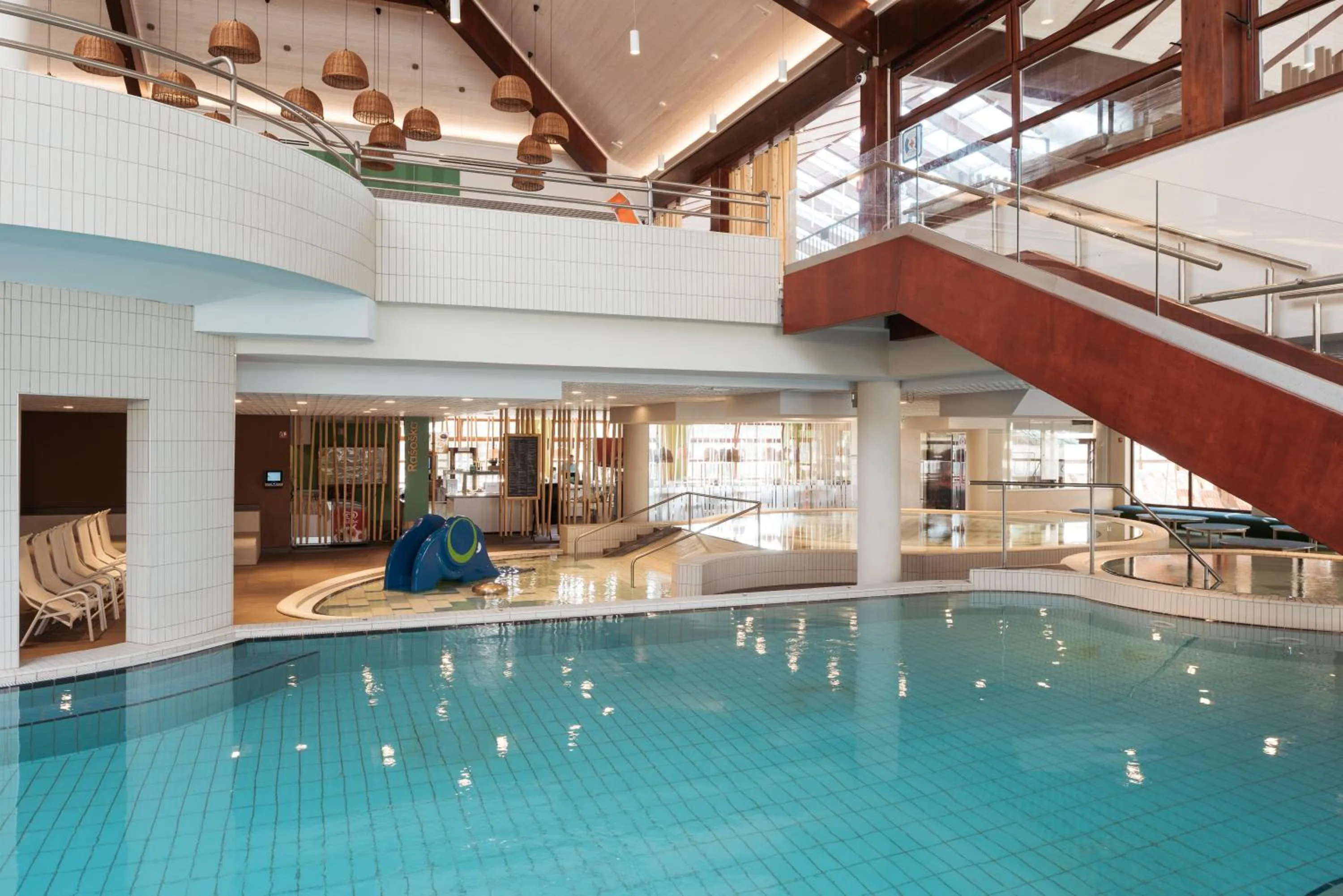 Swimming pool in Hotel Termal - Terme 3000 - Sava Hotels & Resorts