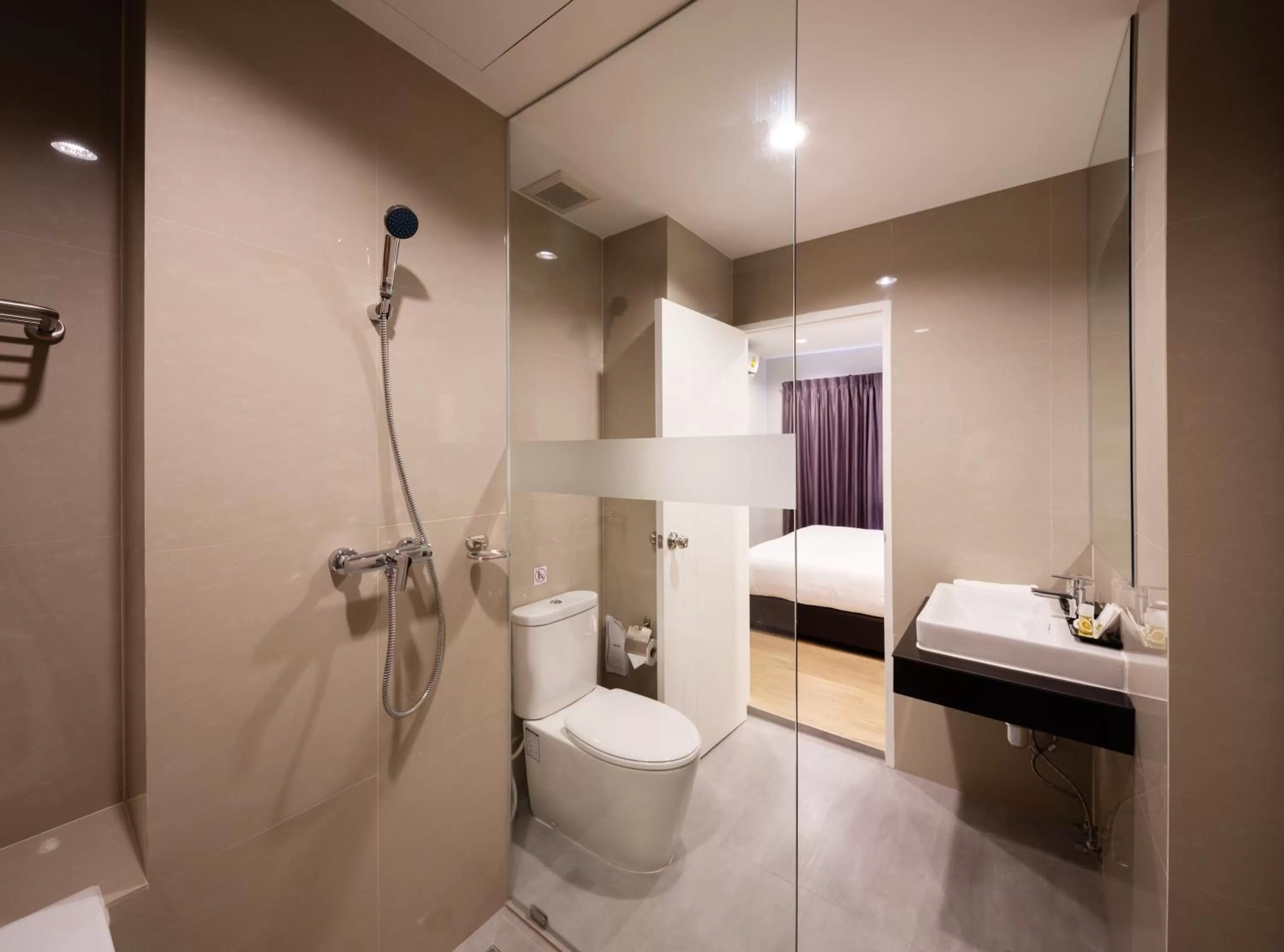 Bathroom in Horsehill Hotel Sriracha