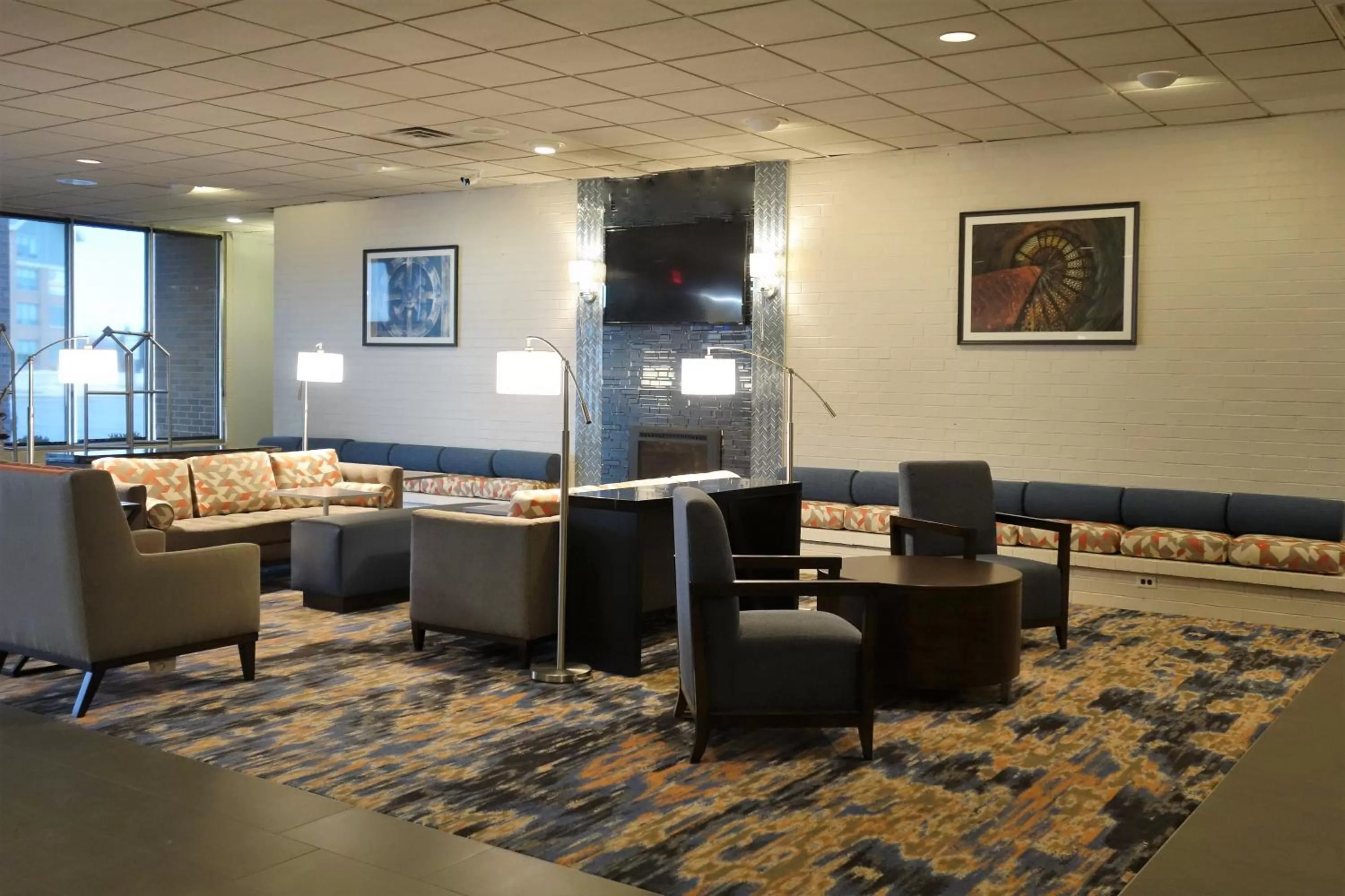 Lobby or reception in Radisson Hotel and Conference Center Fond du Lac
