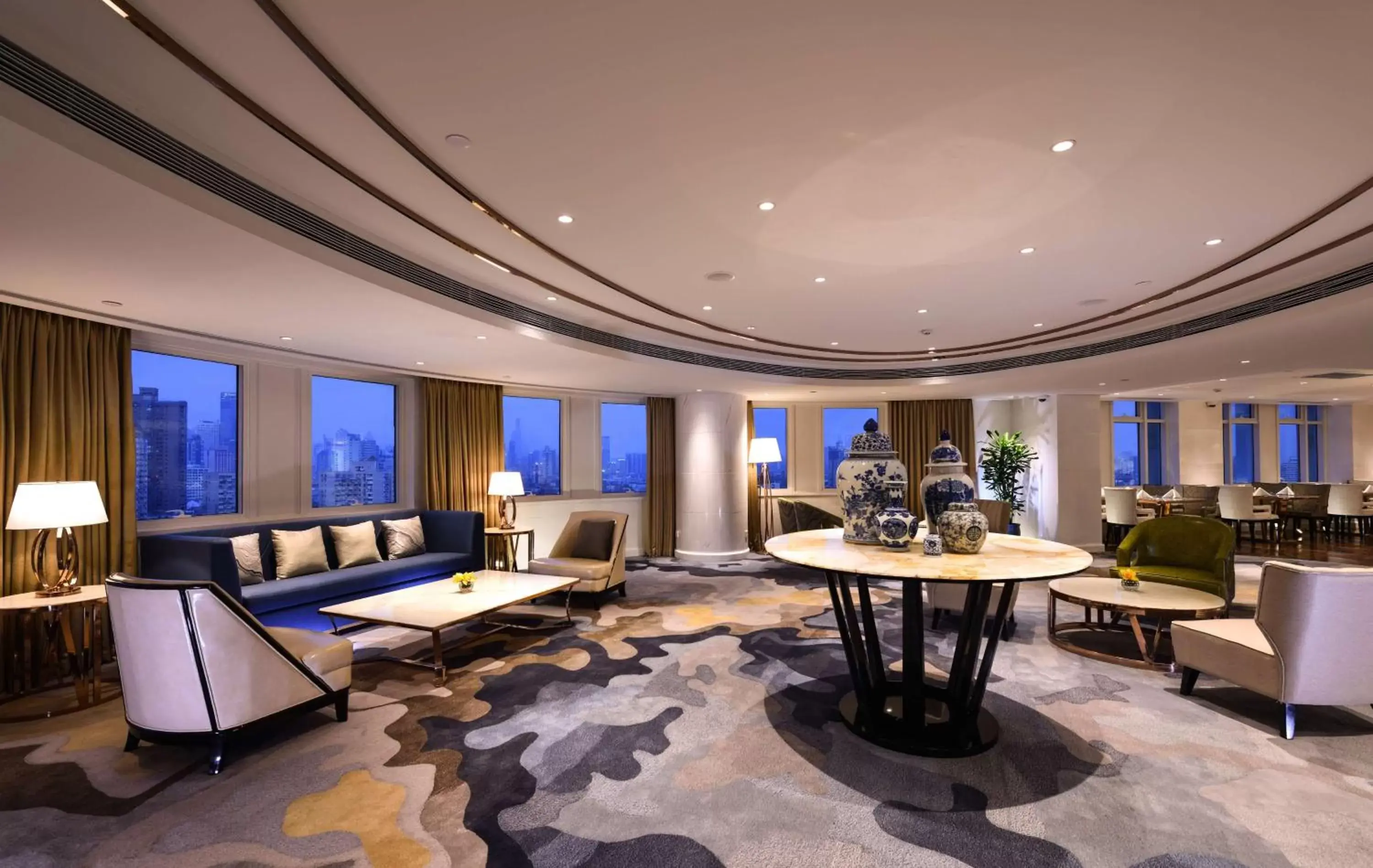 Lounge or bar in Radisson Collection Hotel, Xing Guo Shanghai