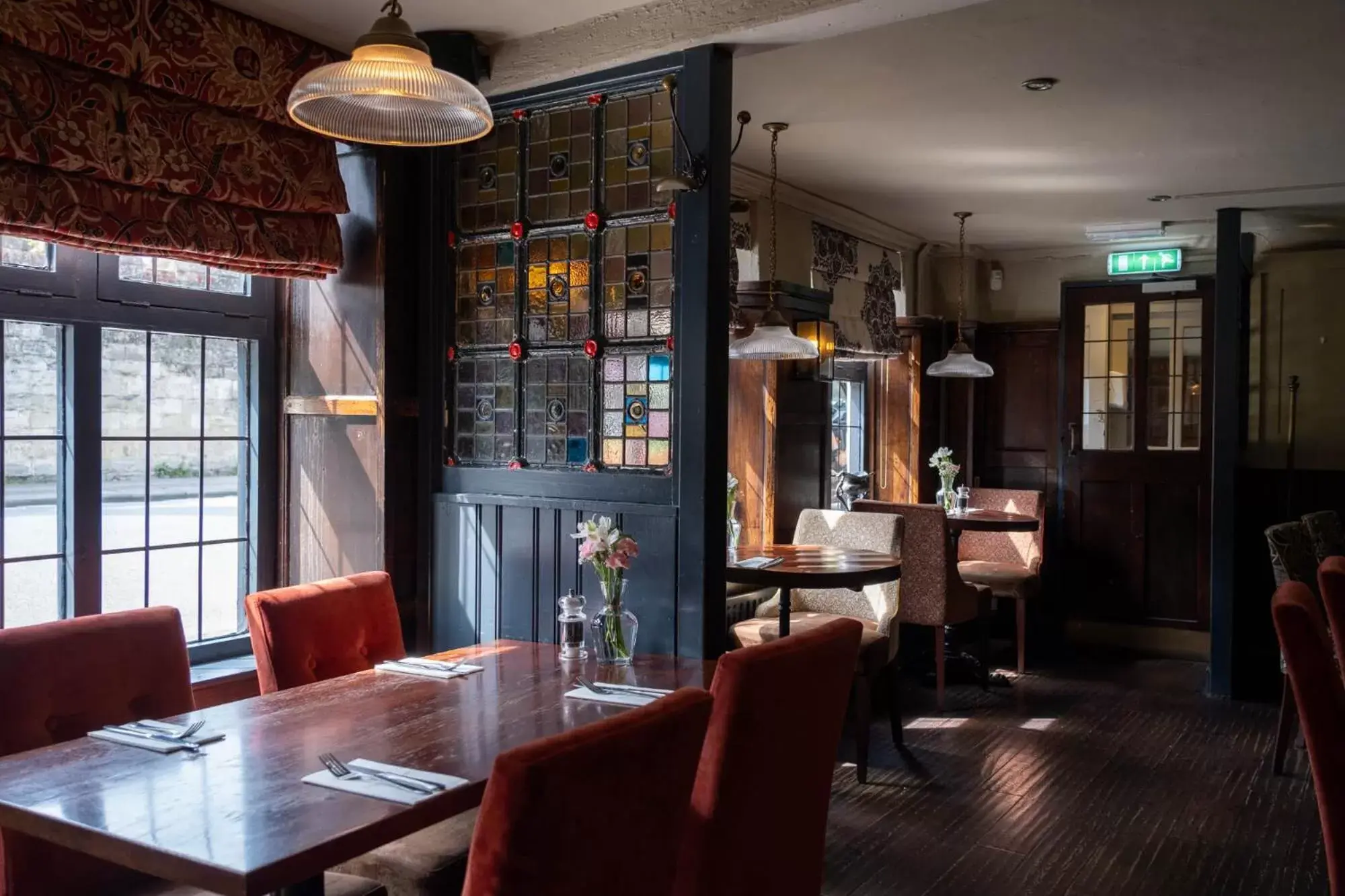 Dining area, Restaurant/Places to Eat in Chapter House