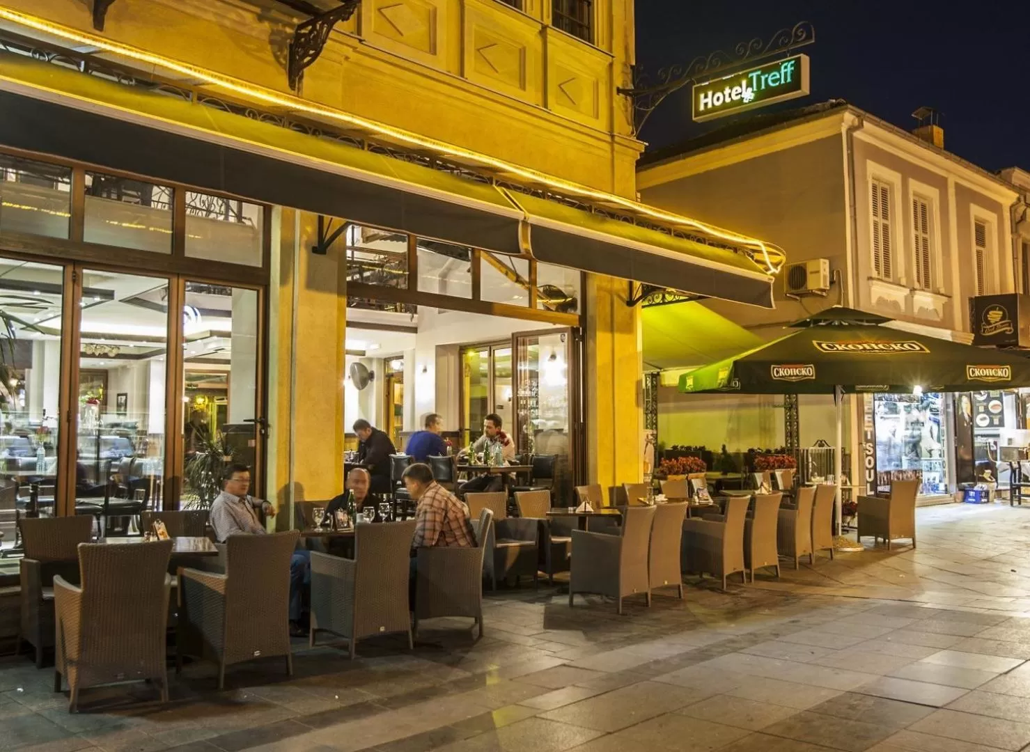 Restaurant/places to eat in Hotel Treff