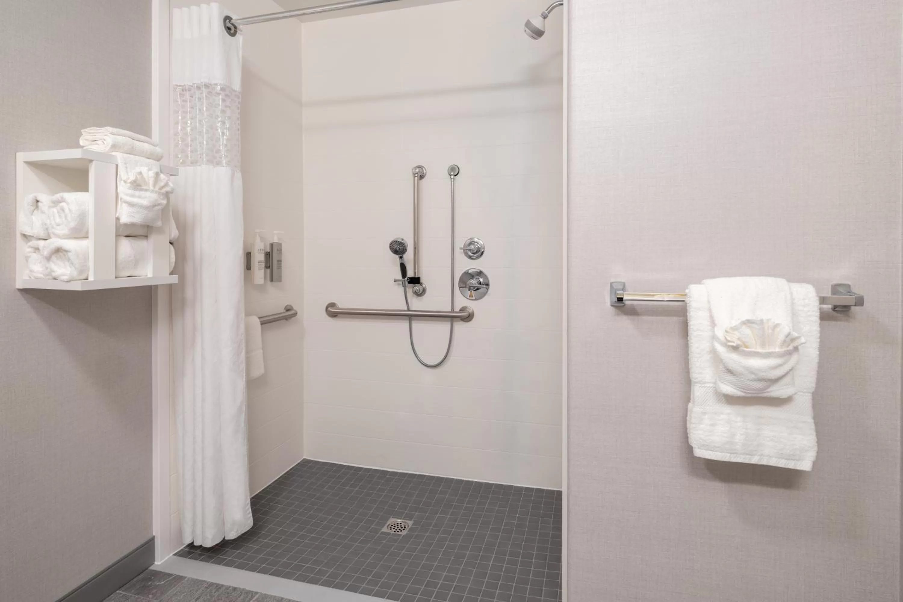 Shower in Hampton Inn & Suites Agoura Hills