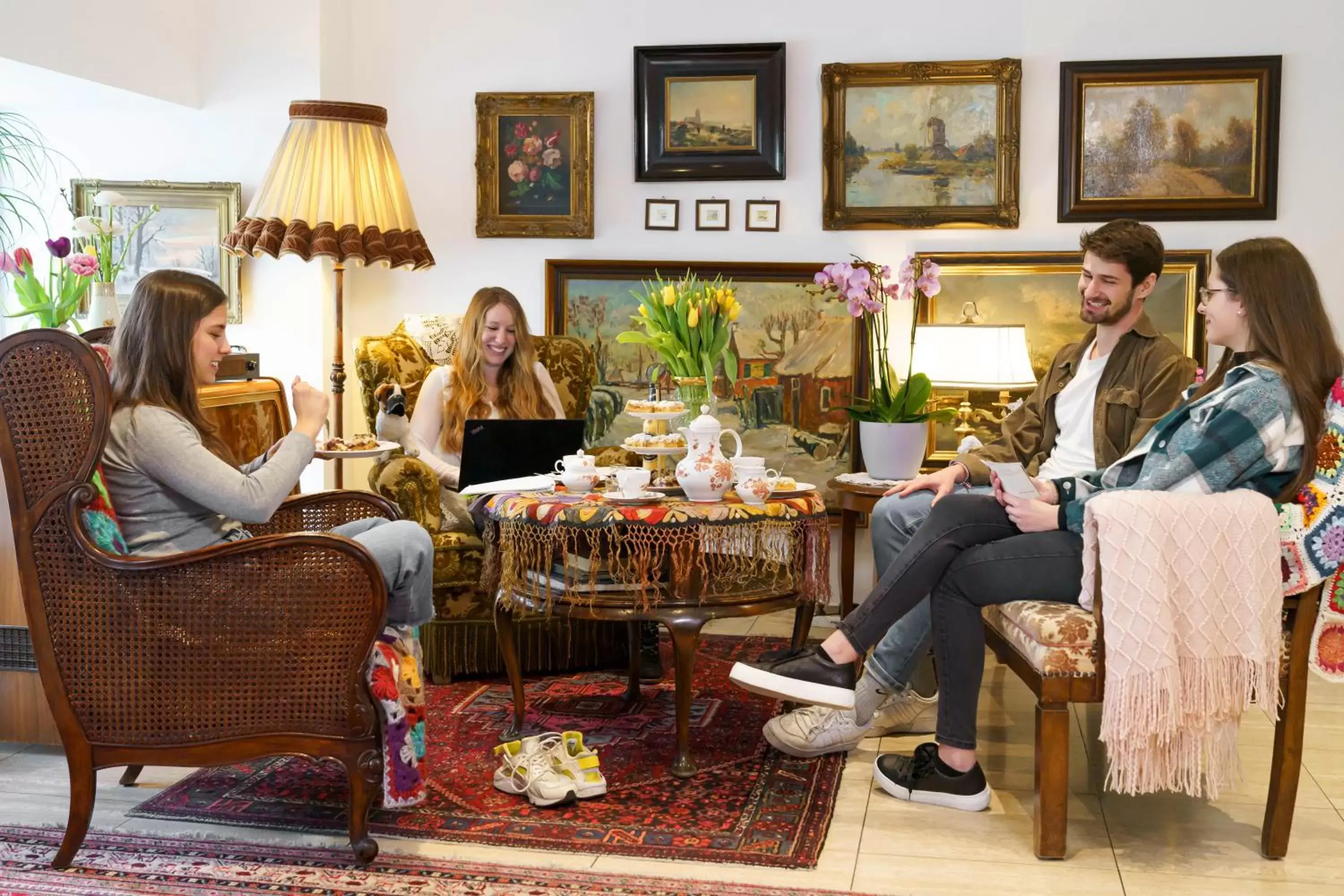 group of guests in Tante ALMA's Hotel Lasthaus am Ring