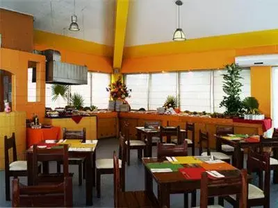 Restaurant/Places to Eat in Apartment Ocean Front Cancun