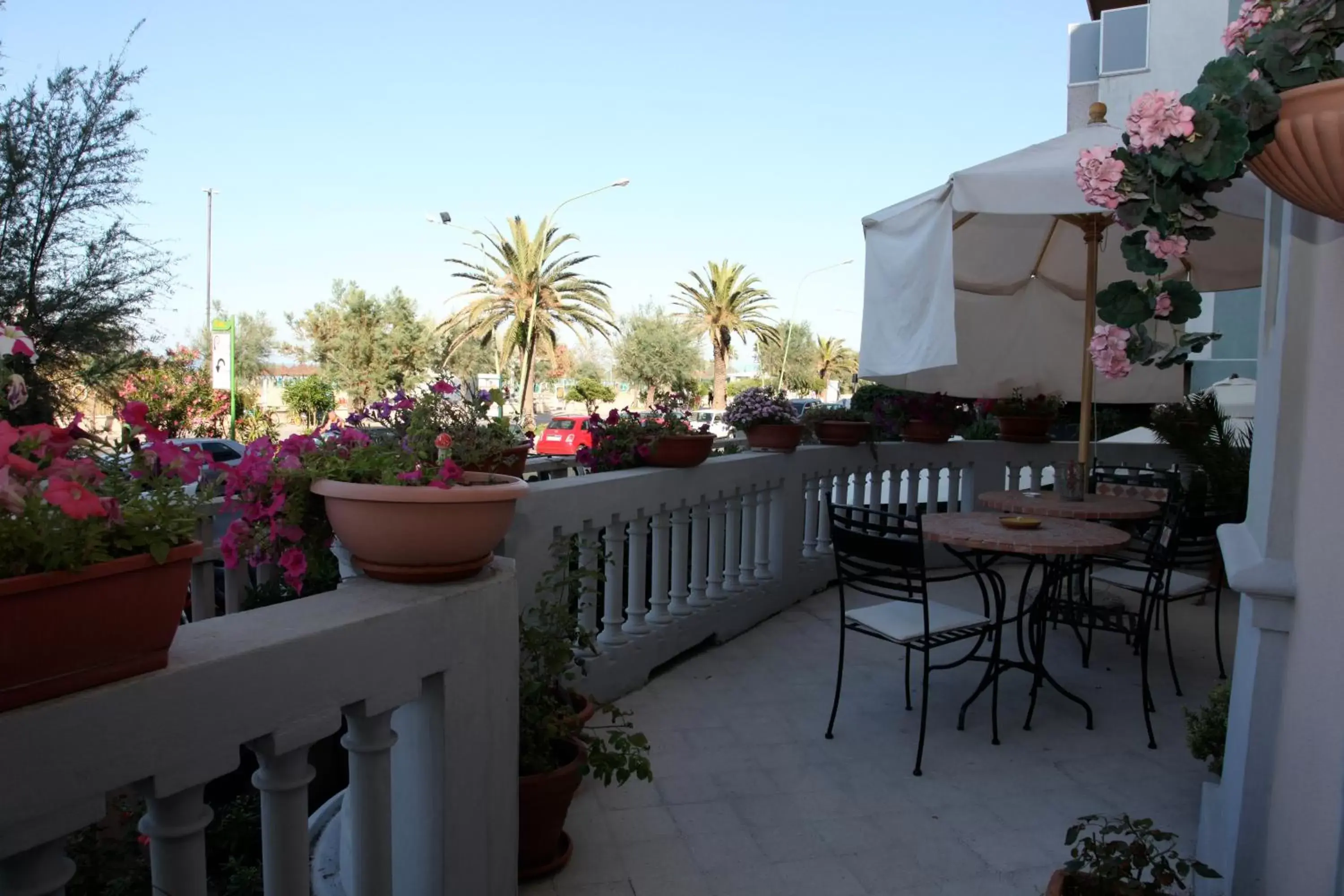 Balcony/Terrace, Restaurant/Places to Eat in Villa L'Aurora