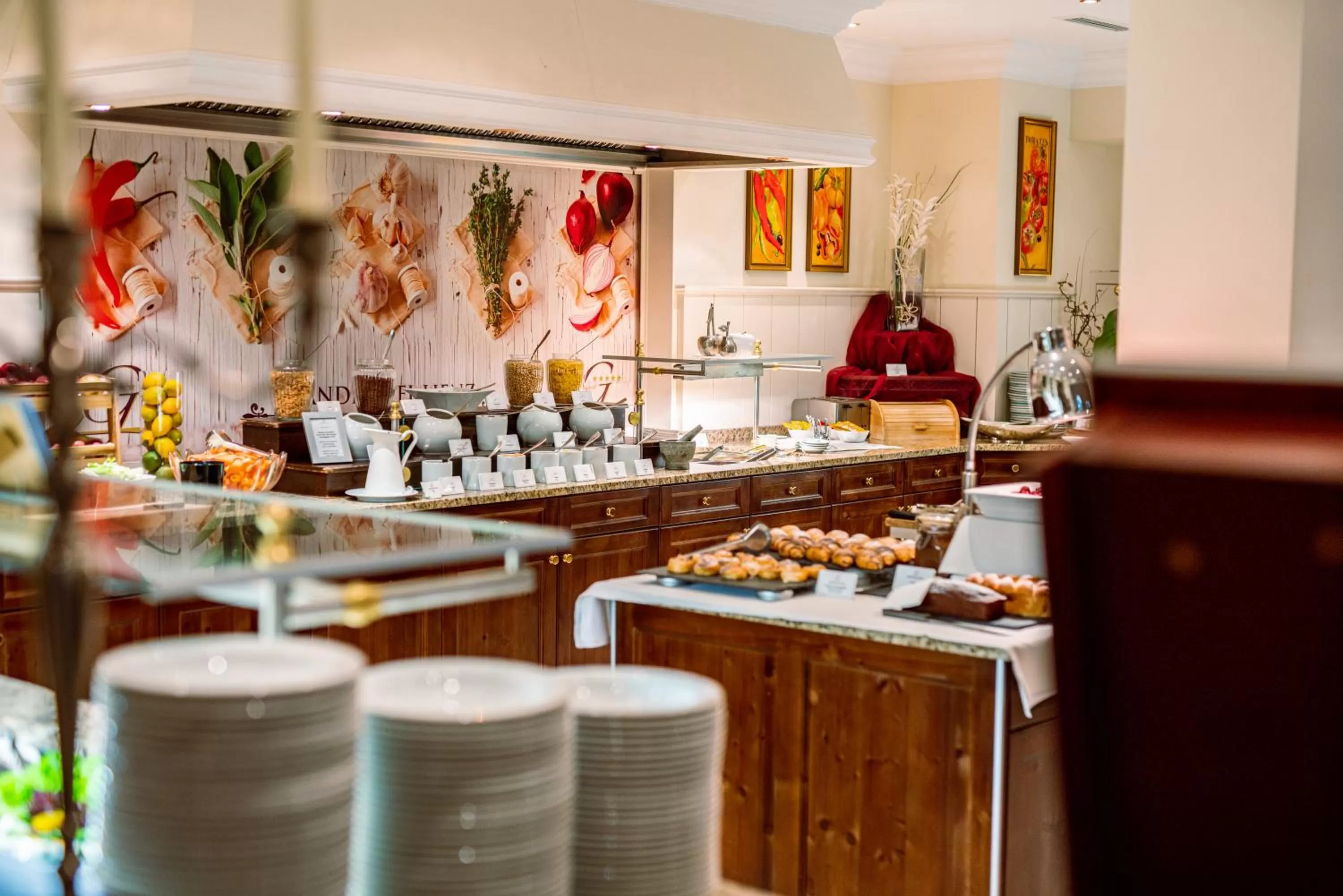 Buffet breakfast in Grandhotel Lienz Business-Wellness & Gourmet